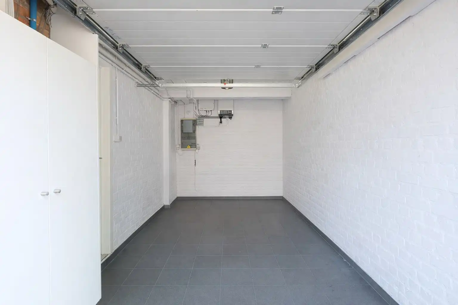 Ruime, stevige gezinswoning met 5 kamers en garage foto 22