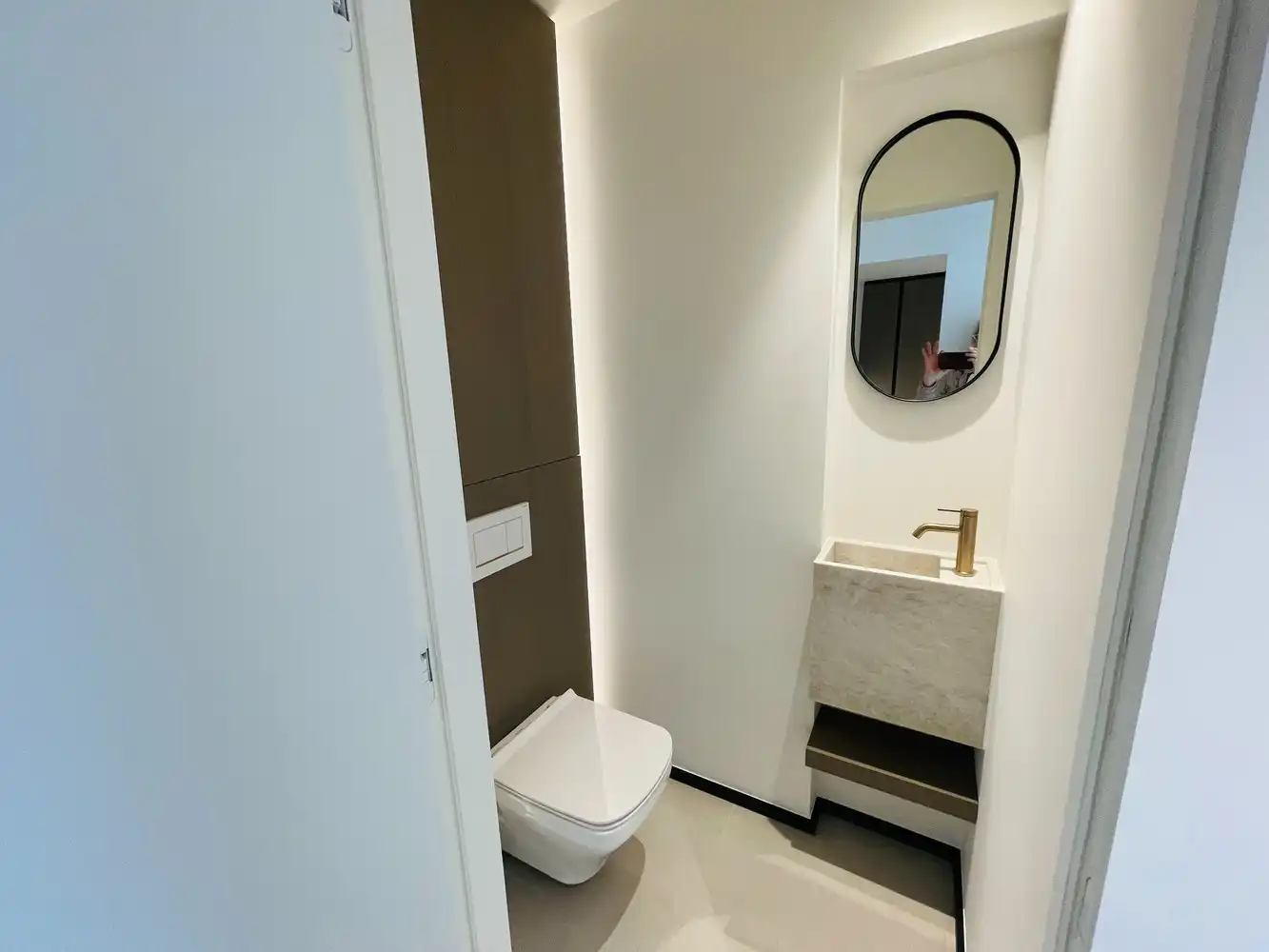 Damme, vlakbij Moerkerke Tot in de puntjes LUXUEUS  gerenoveerde ENERGIEZUINIGE open bebouwing , alles op het gelijkvloers foto 14