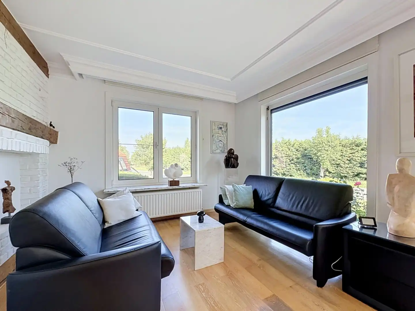 Ruime en zongerichte woning te koop te Wulpen. foto 4