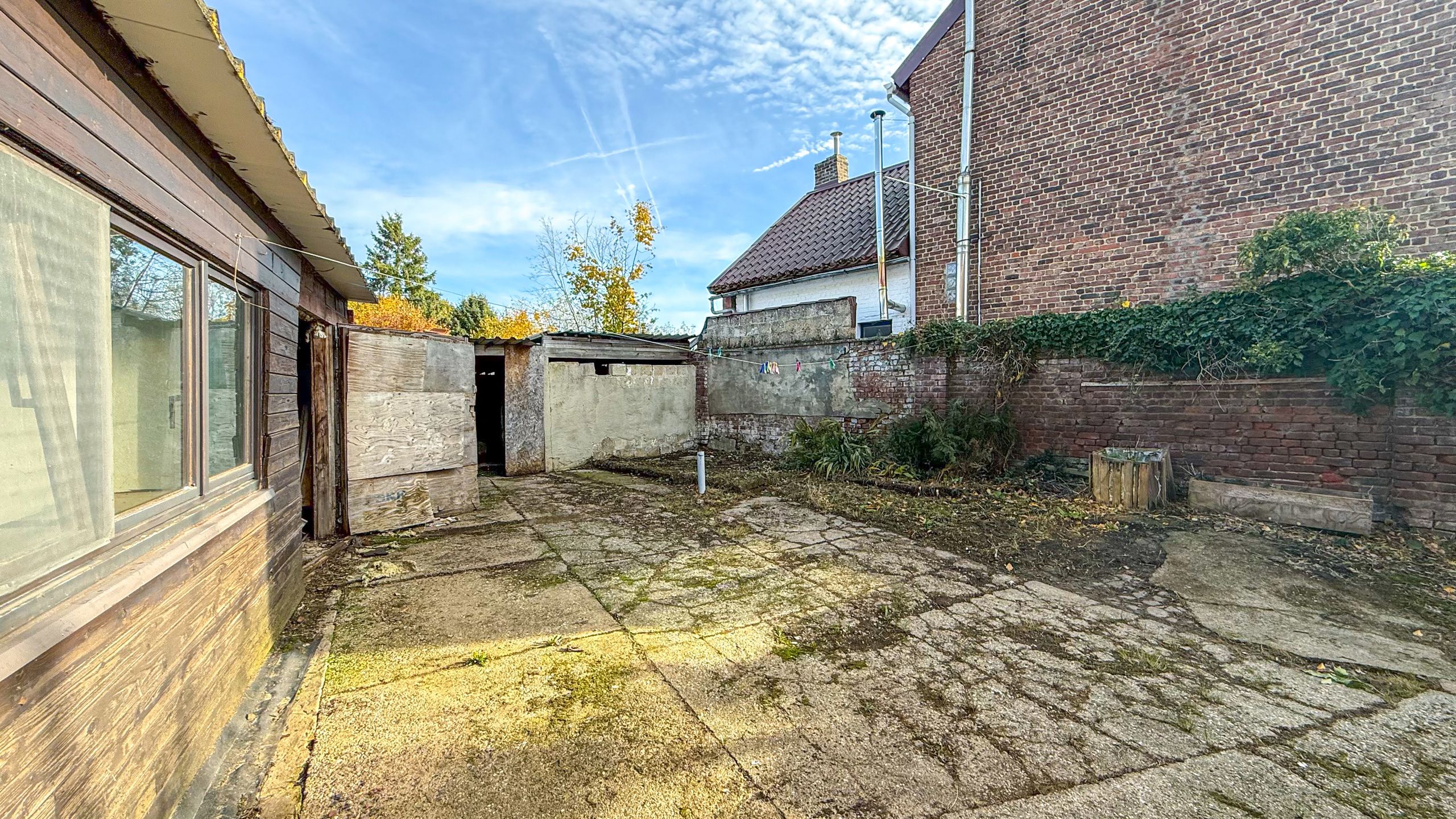 Te  renoveren HOB met veel mogelijkheden! foto 16