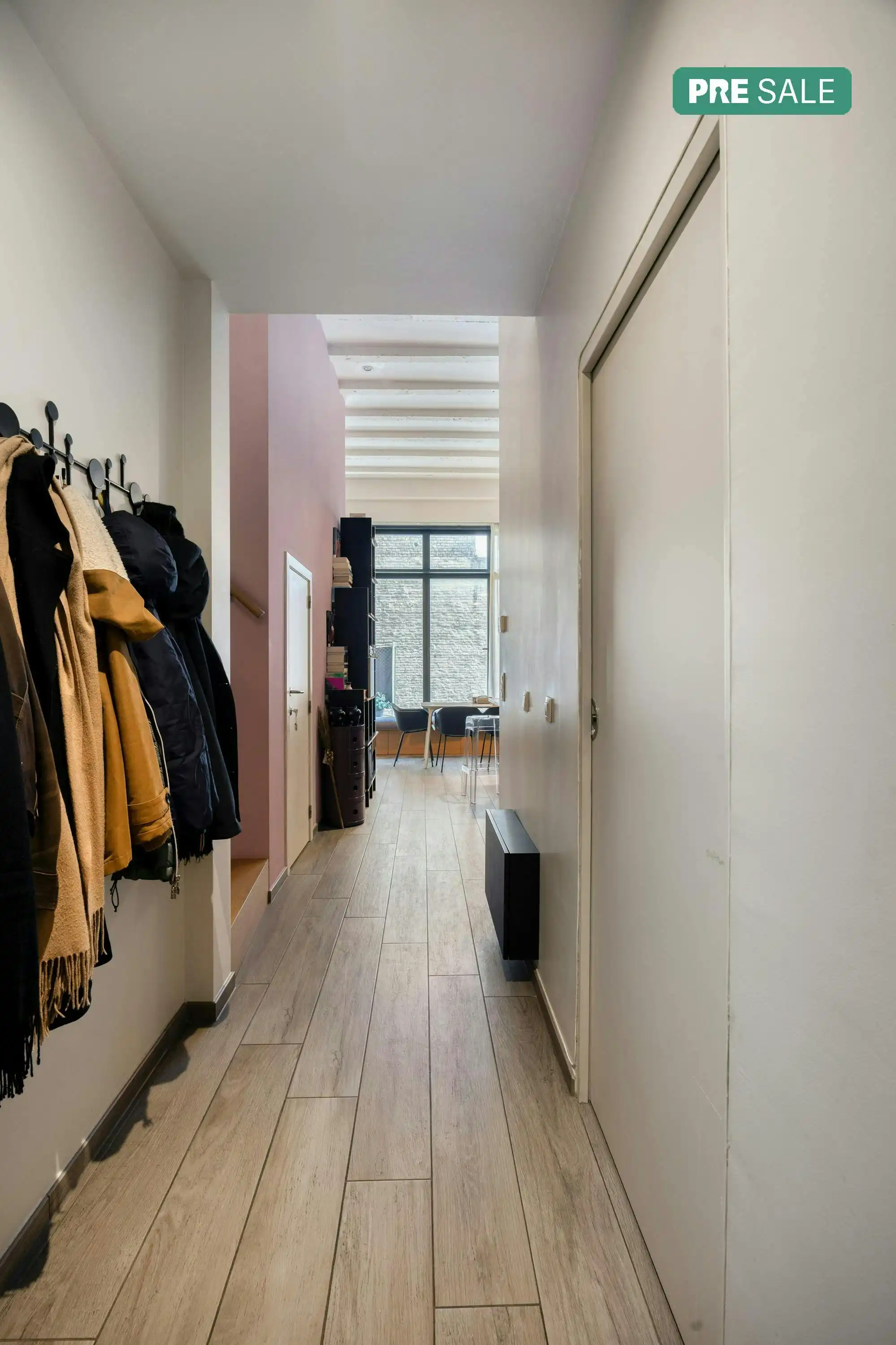 Prachtig 1-kamerappartement aan Sint-Katelijne te koop foto 3