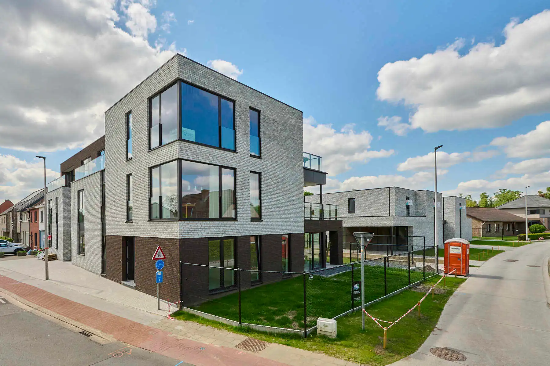 Appartement te koop foto {{pictureIndex}}