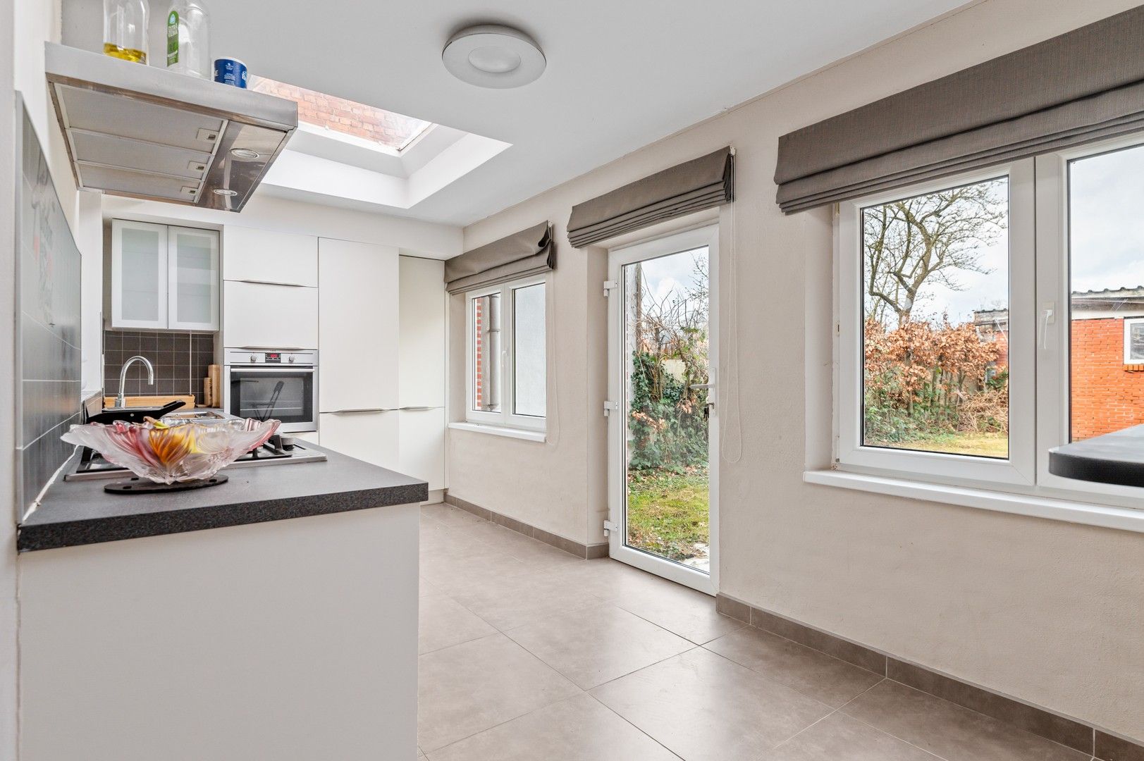Knappe eengezinswoning met 3 slaapkamers en zonnige tuin foto 6