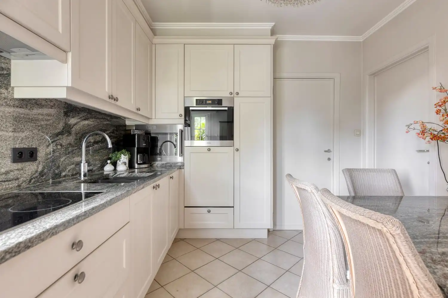 Charmante en zeer verzorgde woning nabij centrum Bertem foto 9