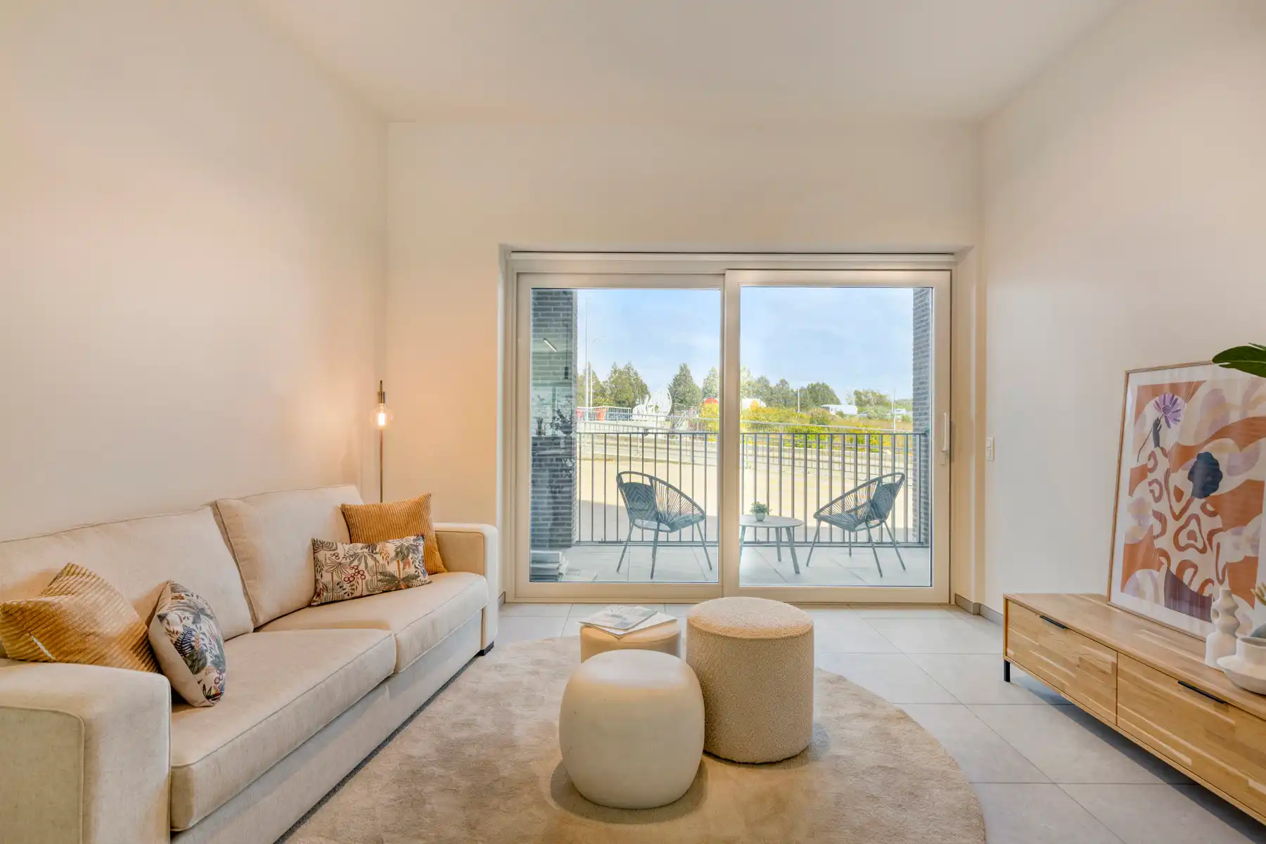 Geschilderd gelijkvloers appartement op topligging! foto 3