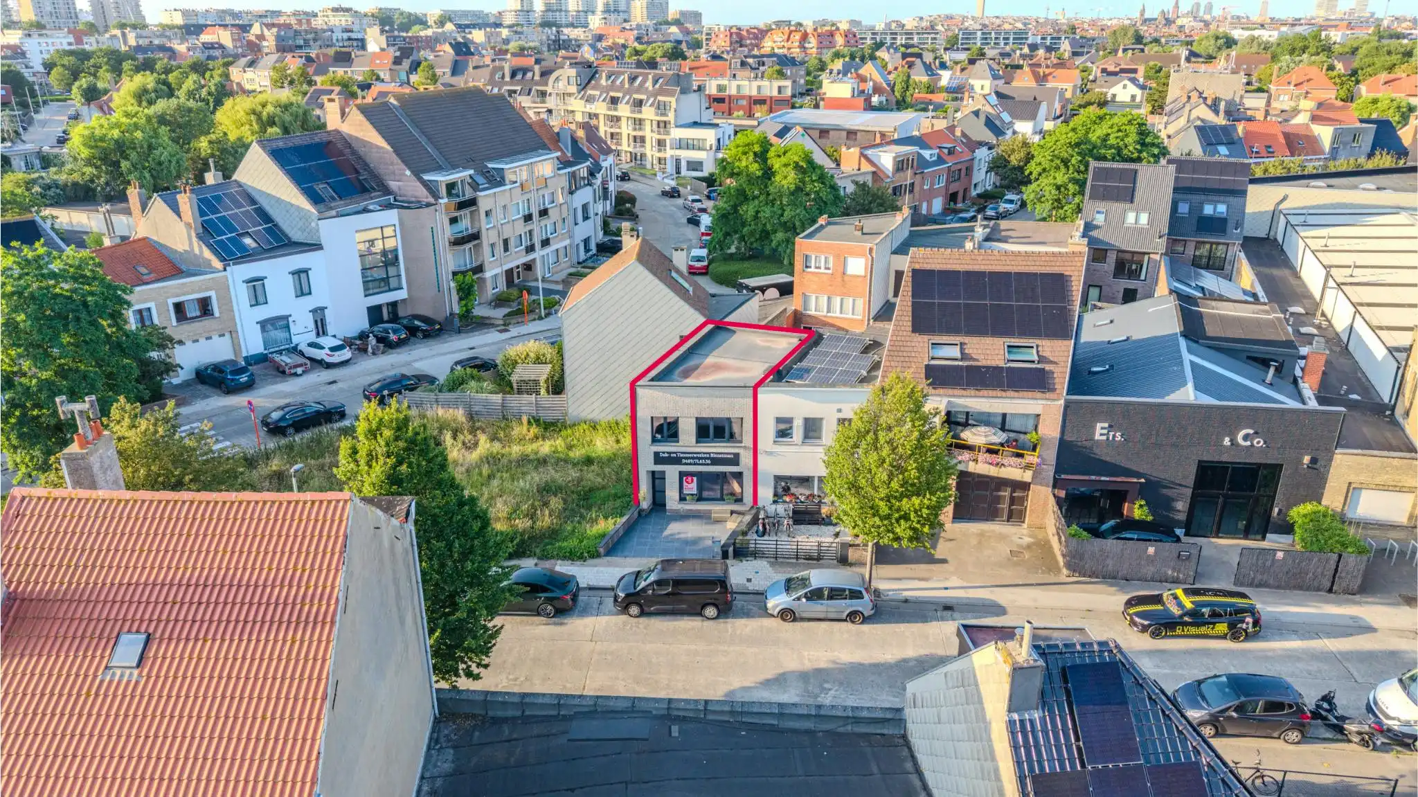 Gerenoveerde woning te koop in hartje Mariakerke te Oostende foto 2
