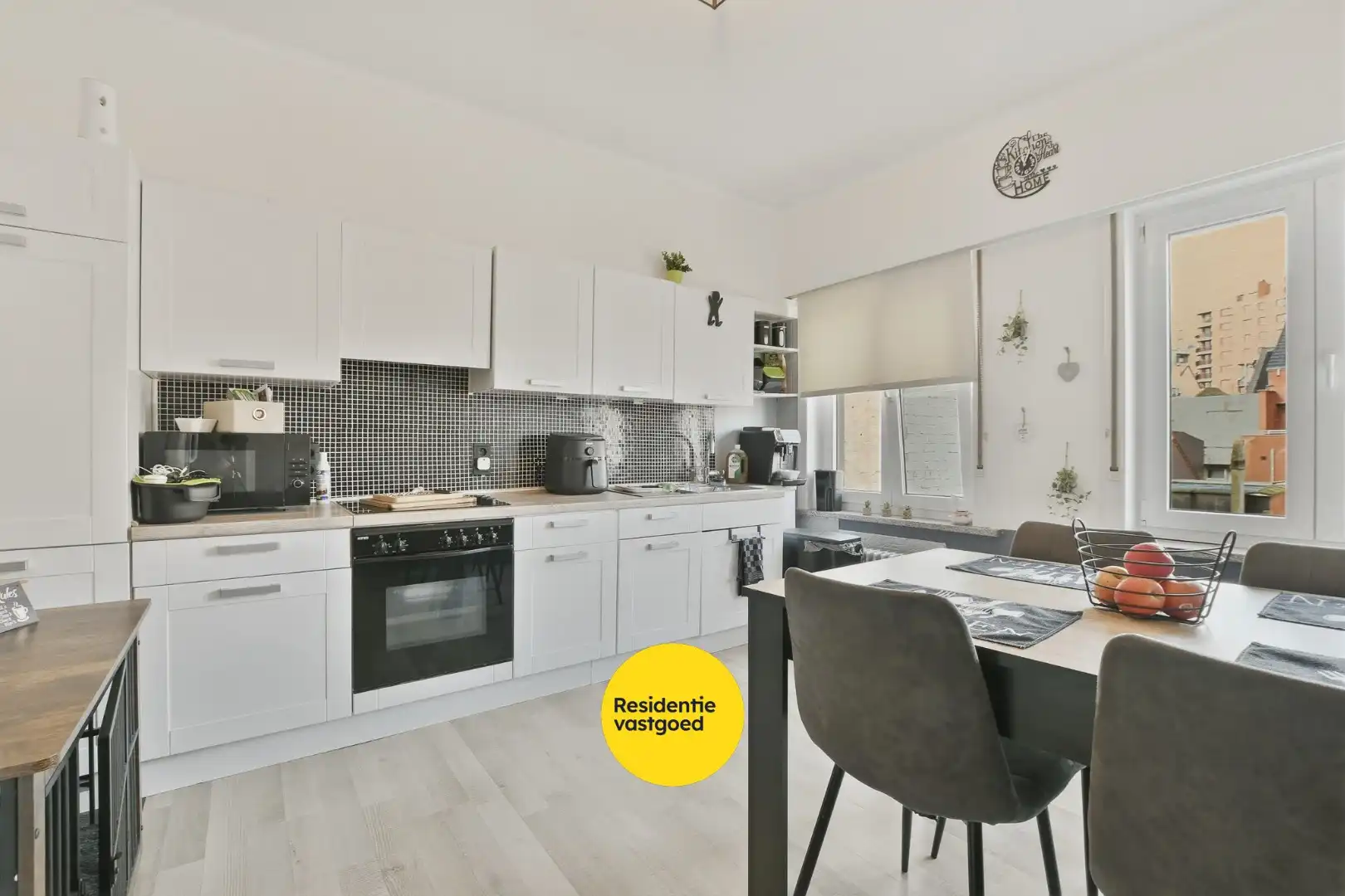 Karaktervol opbrengsteigendom met 4 appartementen nabij Grote Markt en strand in Blankenberge foto 16