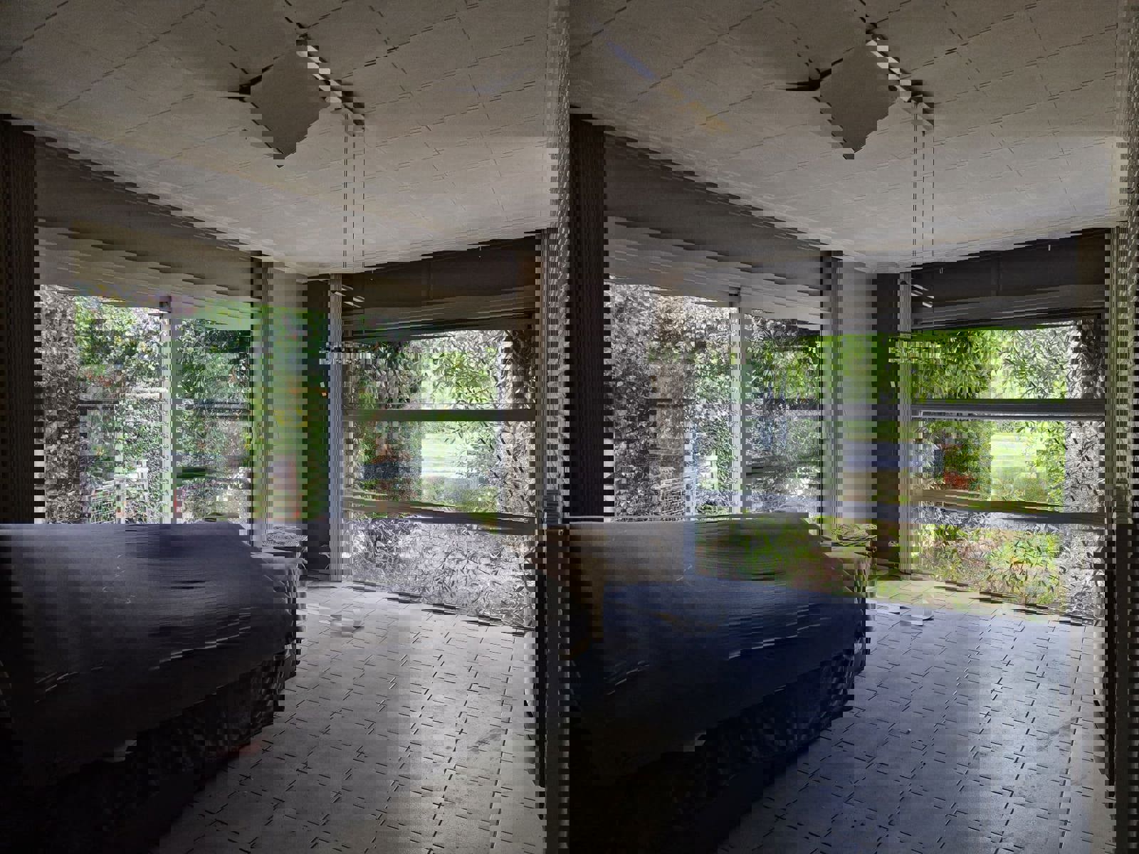 Te renoveren villa op toplocatie te Sijsele/Damme foto 2