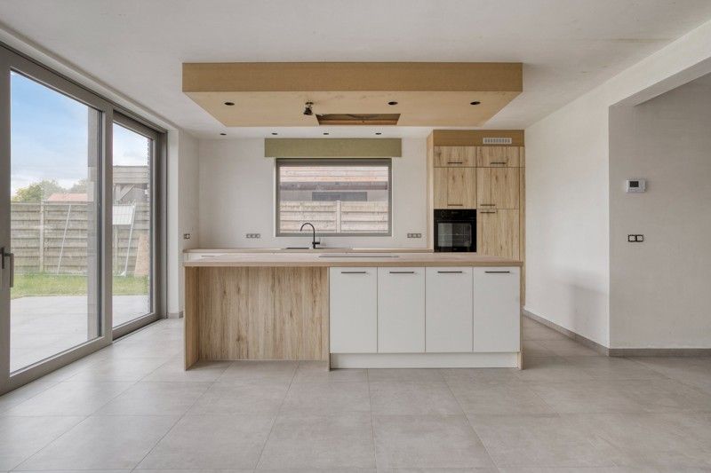 Moderne nieuwbouwwoning TE KOOP in een rustige buurt in WAREGEM! foto 6