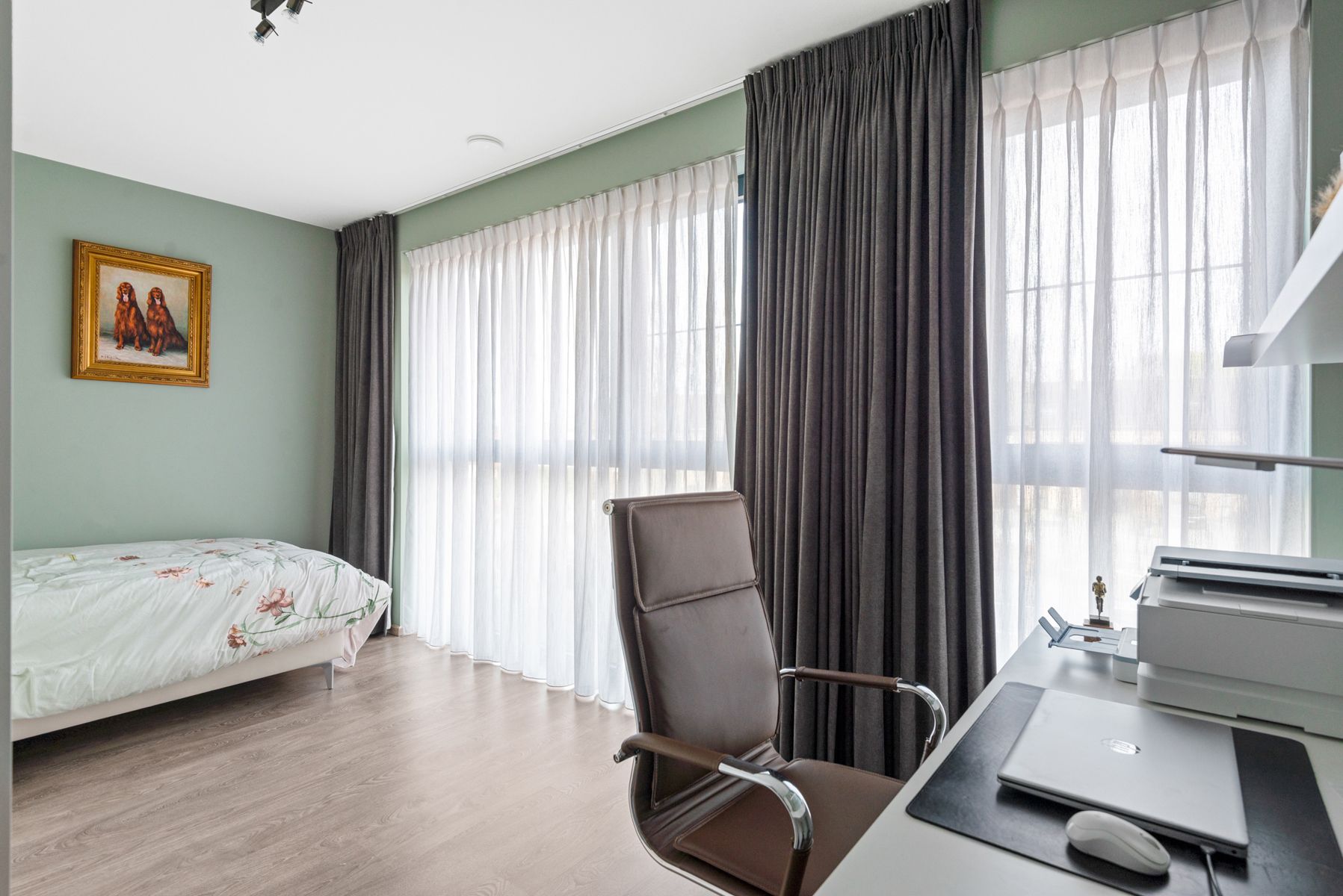 Modern en ruim appartement te koop op toplocatie. foto 10