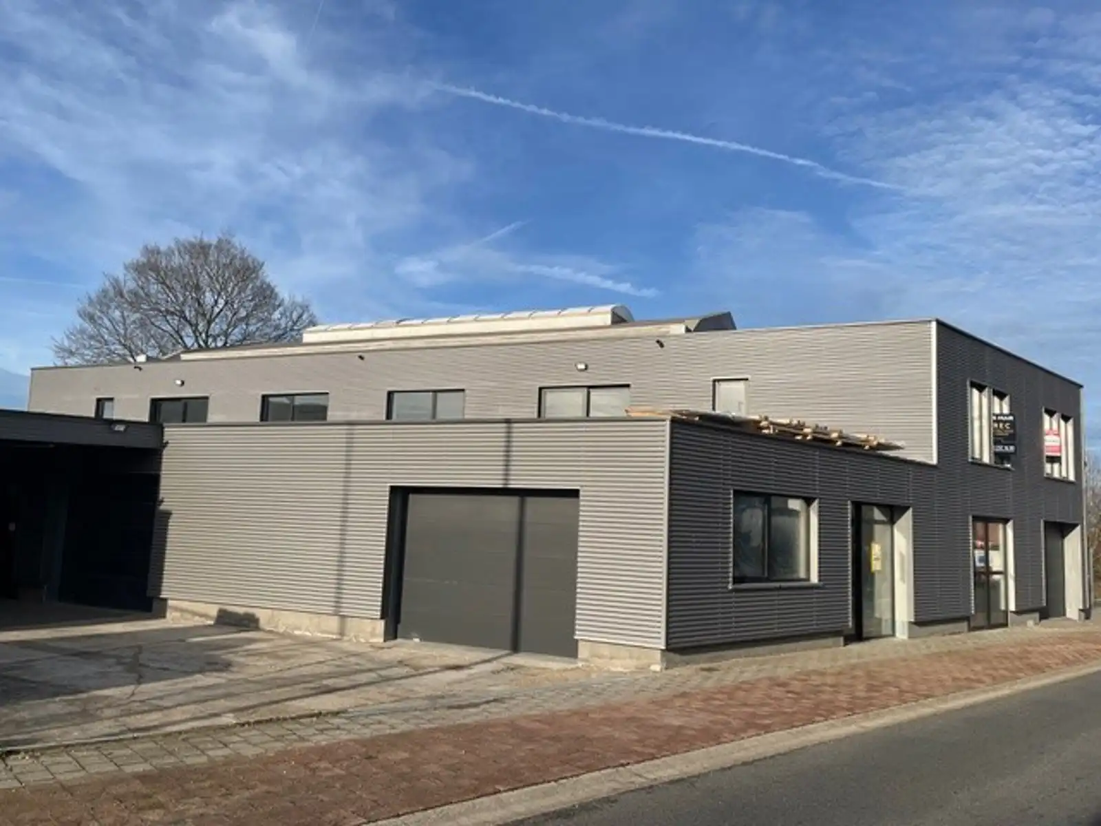 Unit voor stockage of productie foto 2