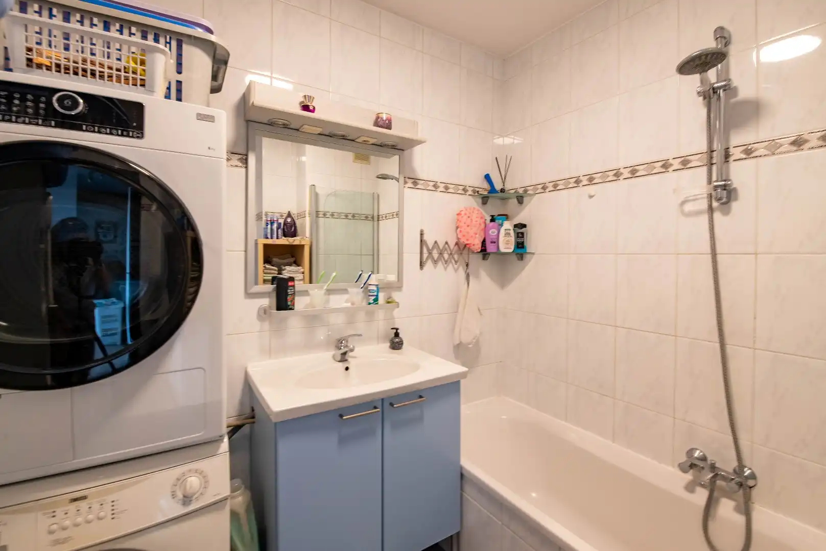 Ruim appartement met 2 slk, terras en garagebox foto 10