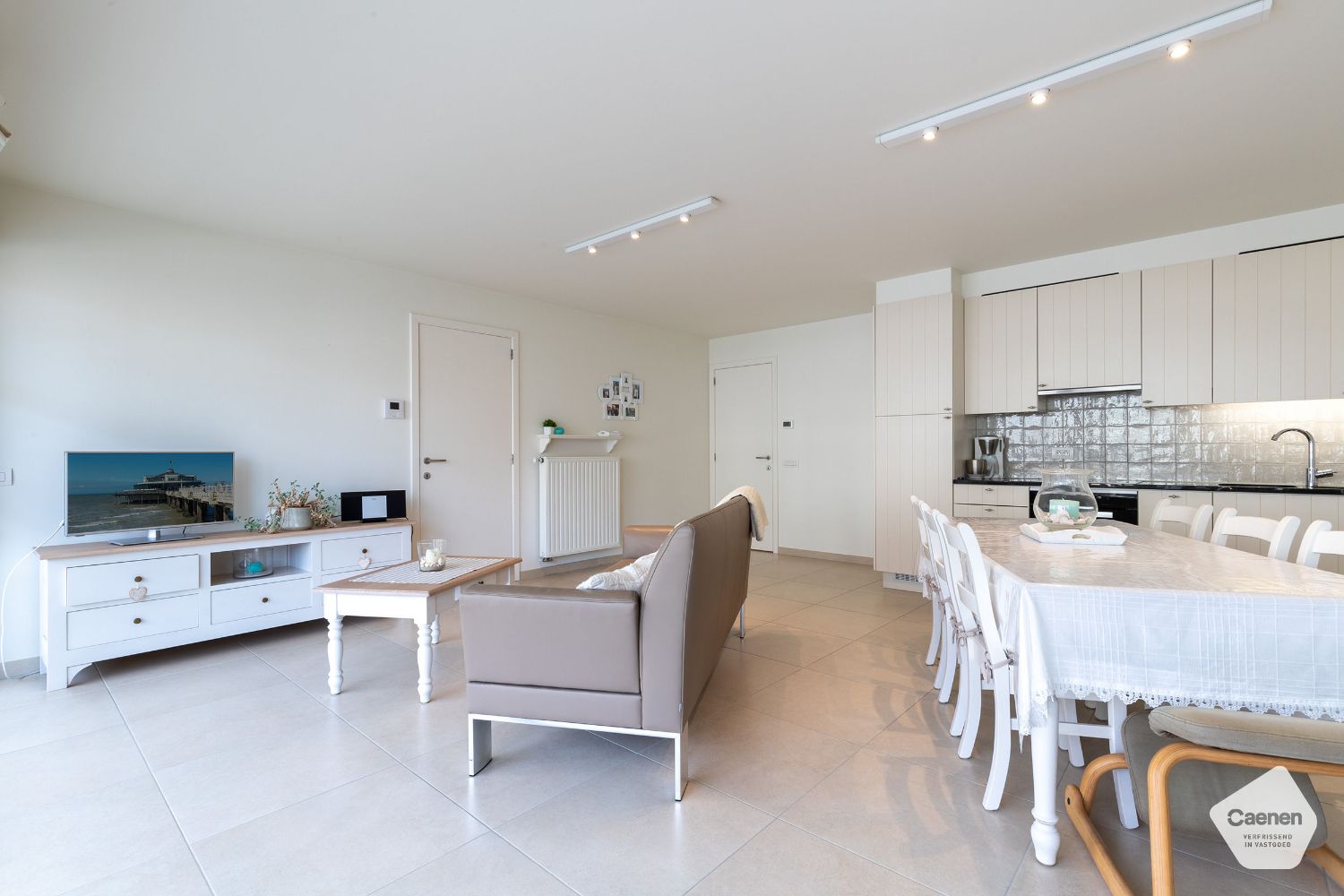 Uiterst kwalitatief één slaapkamer appartement vlakbij het strand foto 5