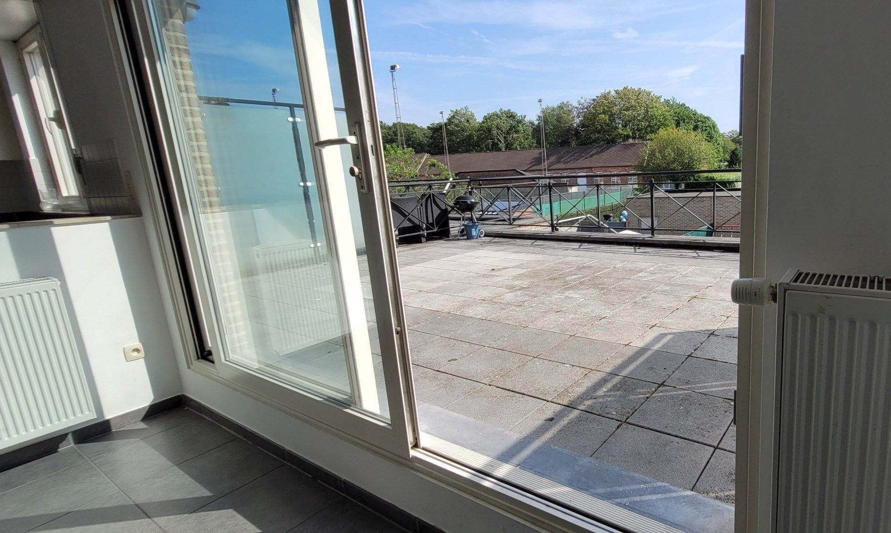 Gezellig Appartement 89m² met Ruim Zonnig Terras in Essen, nabij de Nederlandse grens foto 12