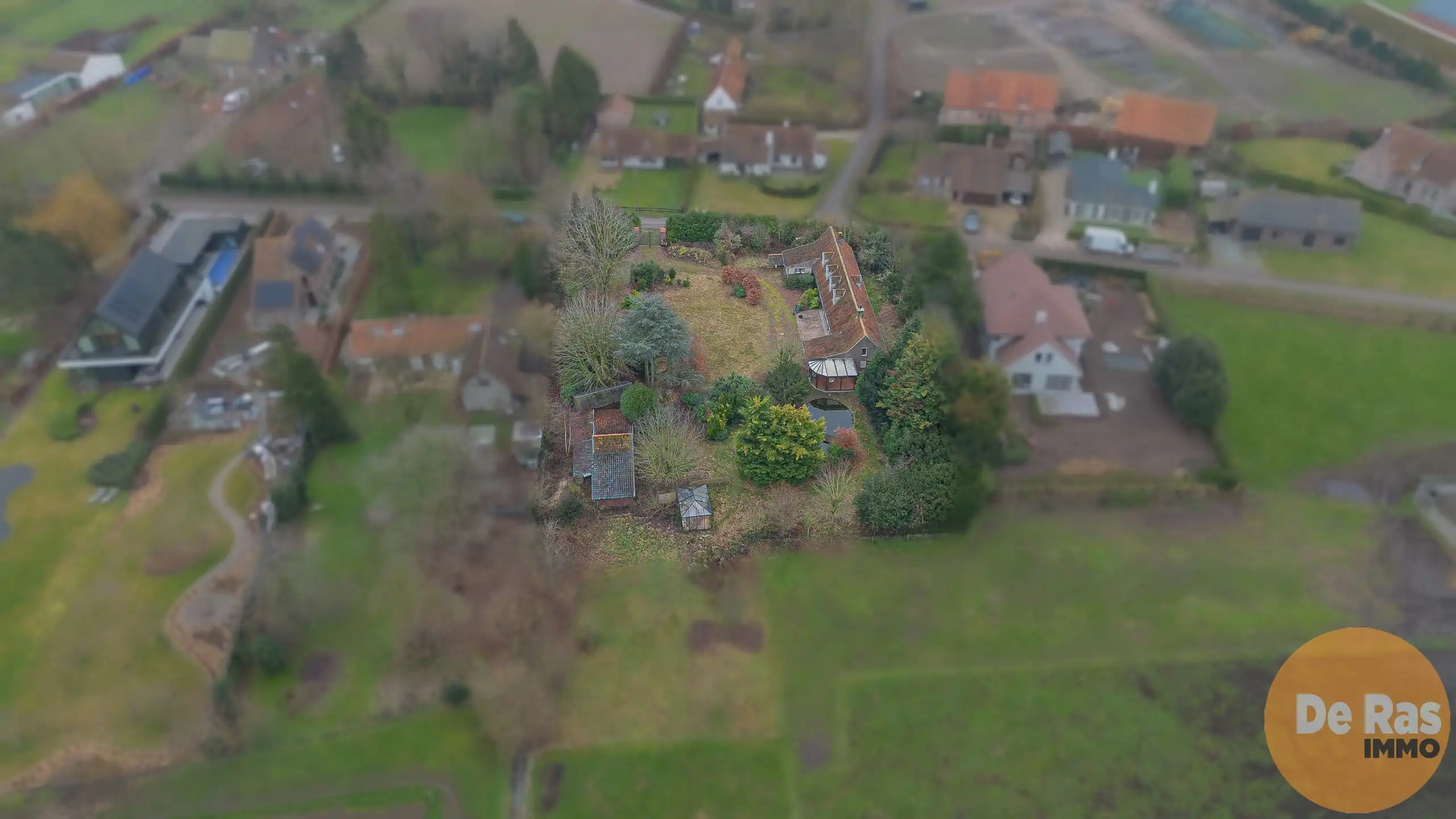 HANSBEKE - Prachtig gelegen hoeve  foto 11