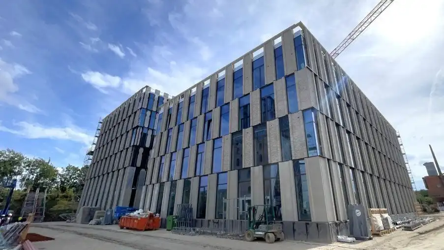 Nieuwbouw kantoren te huur in gebouw Innovation te Mechelen foto {{pictureIndex}}