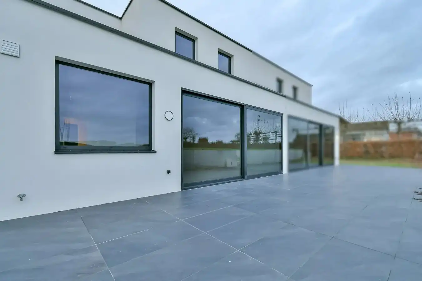 Ruime afgewerkte nieuwbouwwoning met landelijk zicht! foto 20