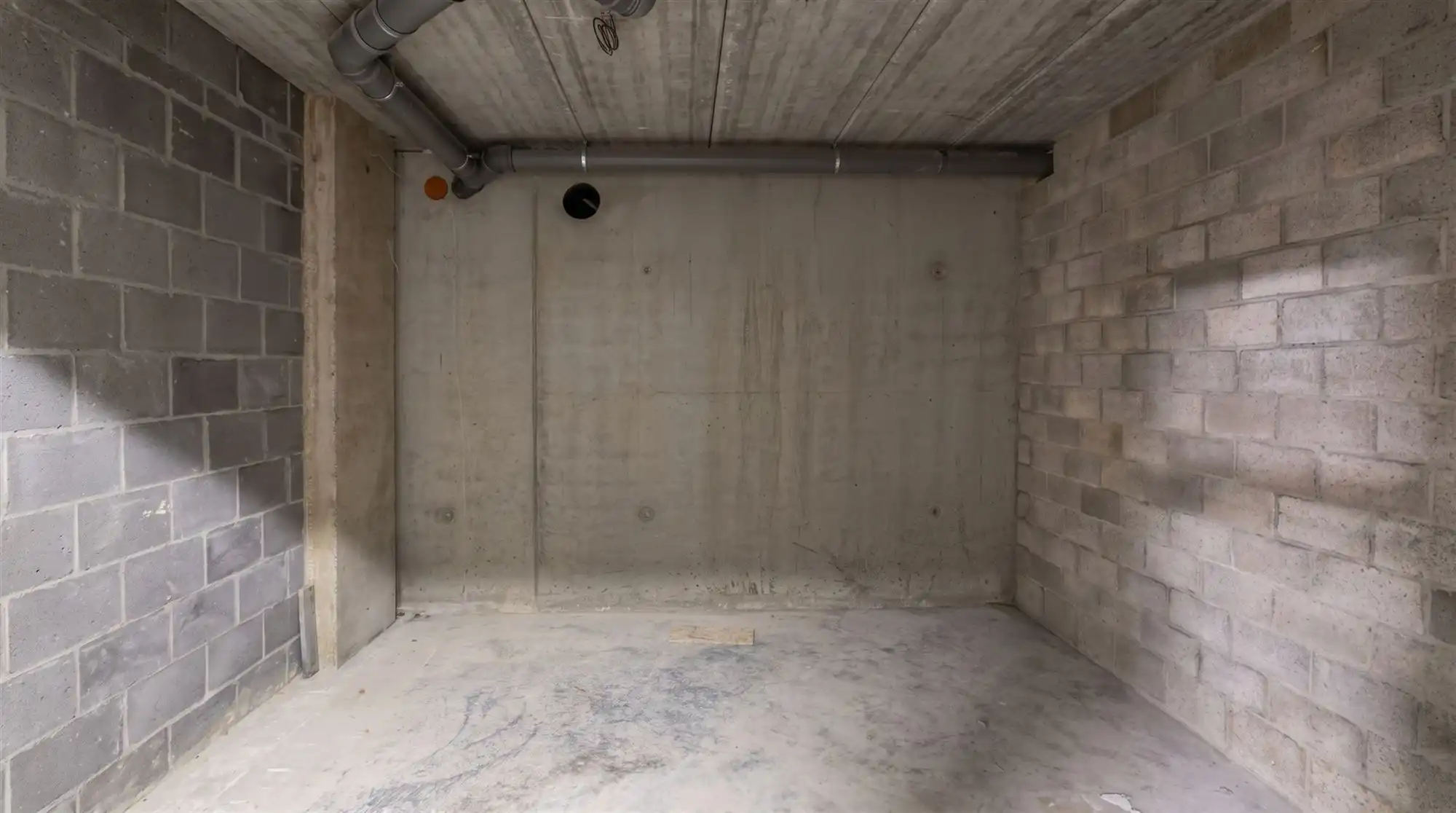 Nieuwbouwappartement met 1 slaapkamer en grote tuin. foto 19