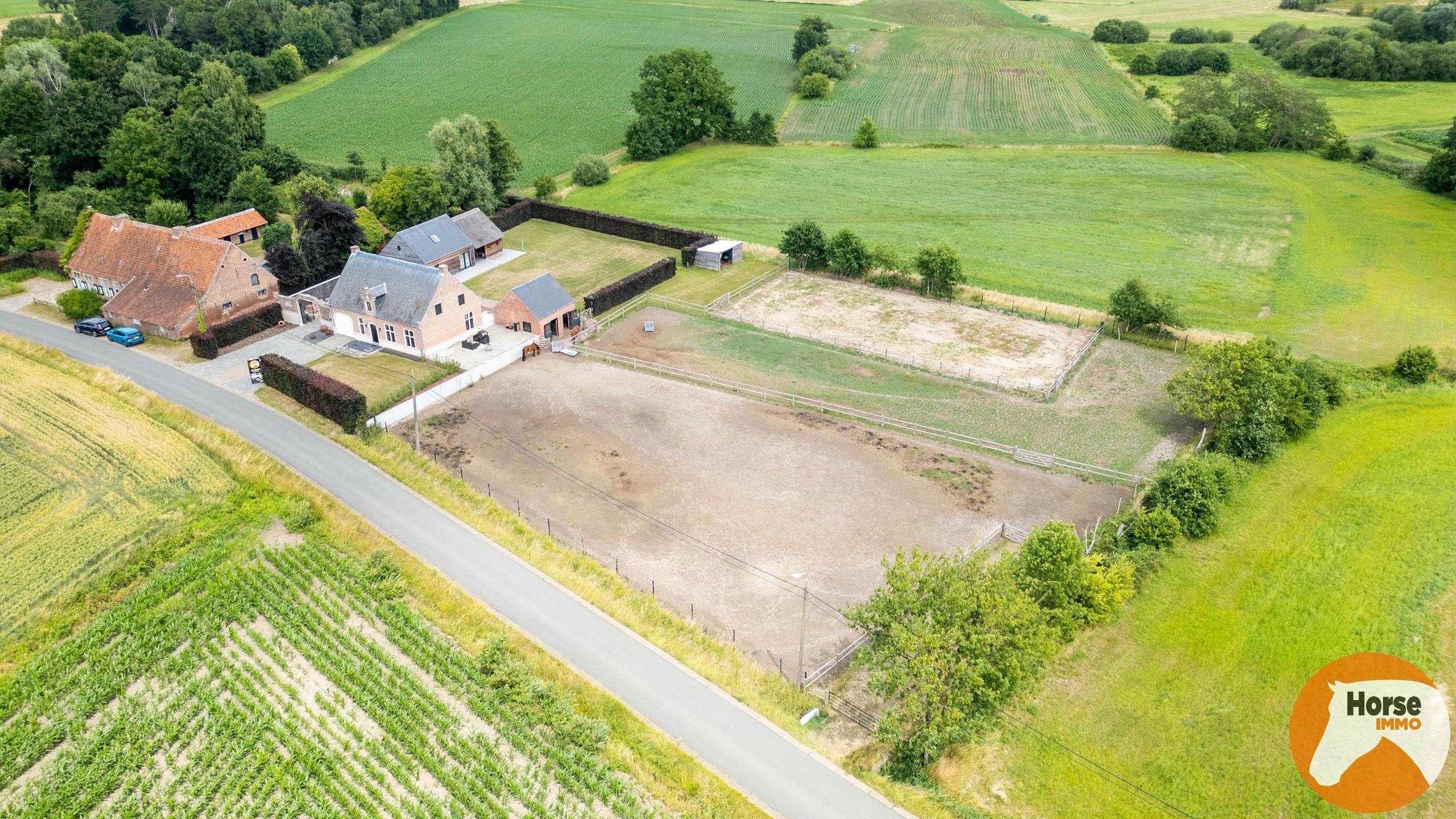 PUTTE - Mooi afgewerkte woning met bijgebouw op 63 are foto 3