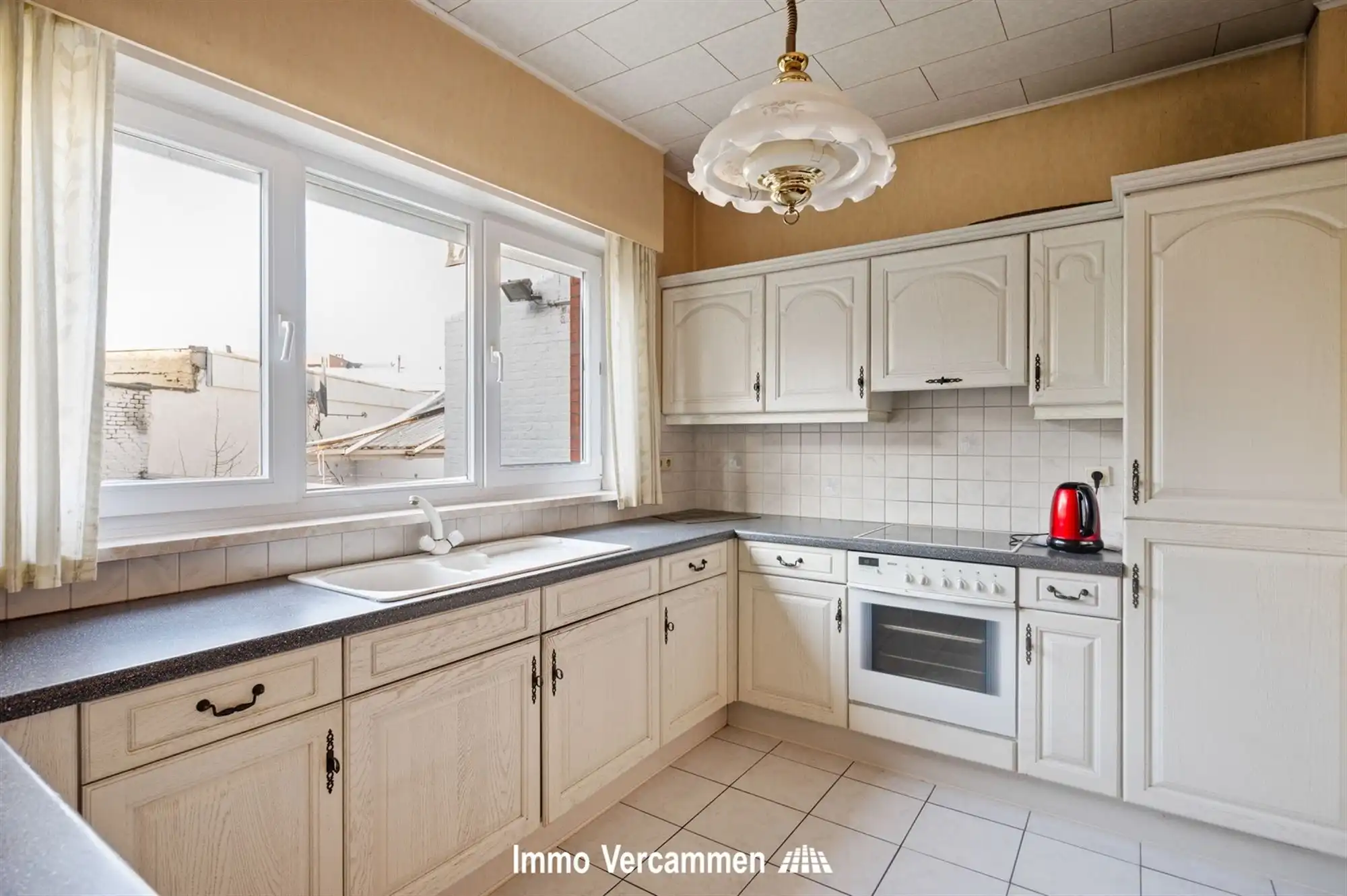 Op te frissen woning te Mechelen-Zuid, nabij het Vrijbroekpark foto 6