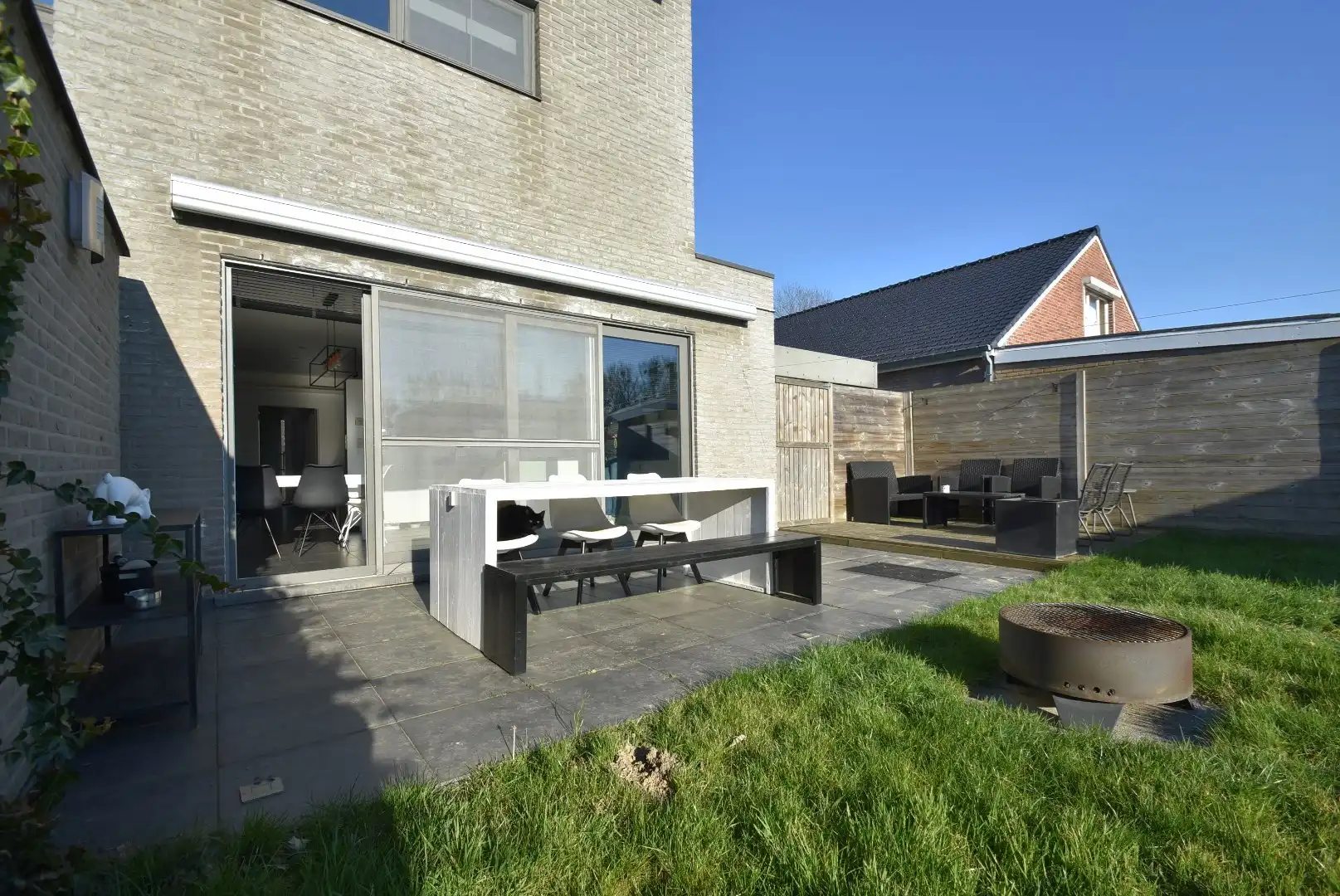 *  * WACHTLIJST VOLZET * * Recente leuke woning met zuidgerichte tuin, vlakbij centrum van Hoeselt foto 30