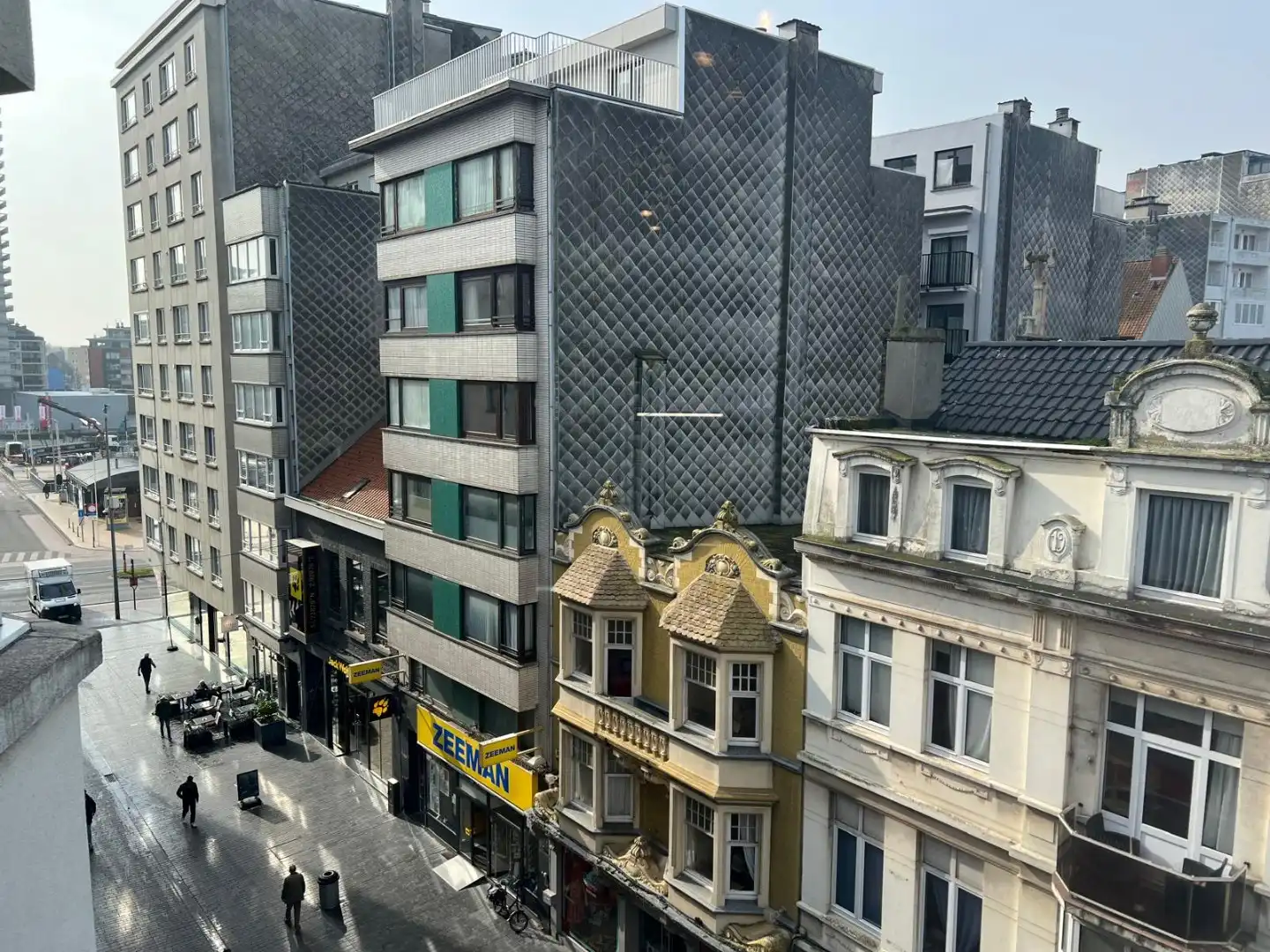 Geriefelijk 1-slaapkamerappartement in het stadscentrum van Oostende! foto 4