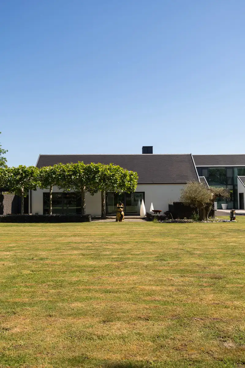 State-of-the-art Villa met resortallure, 800m2 woonbeleving foto 22
