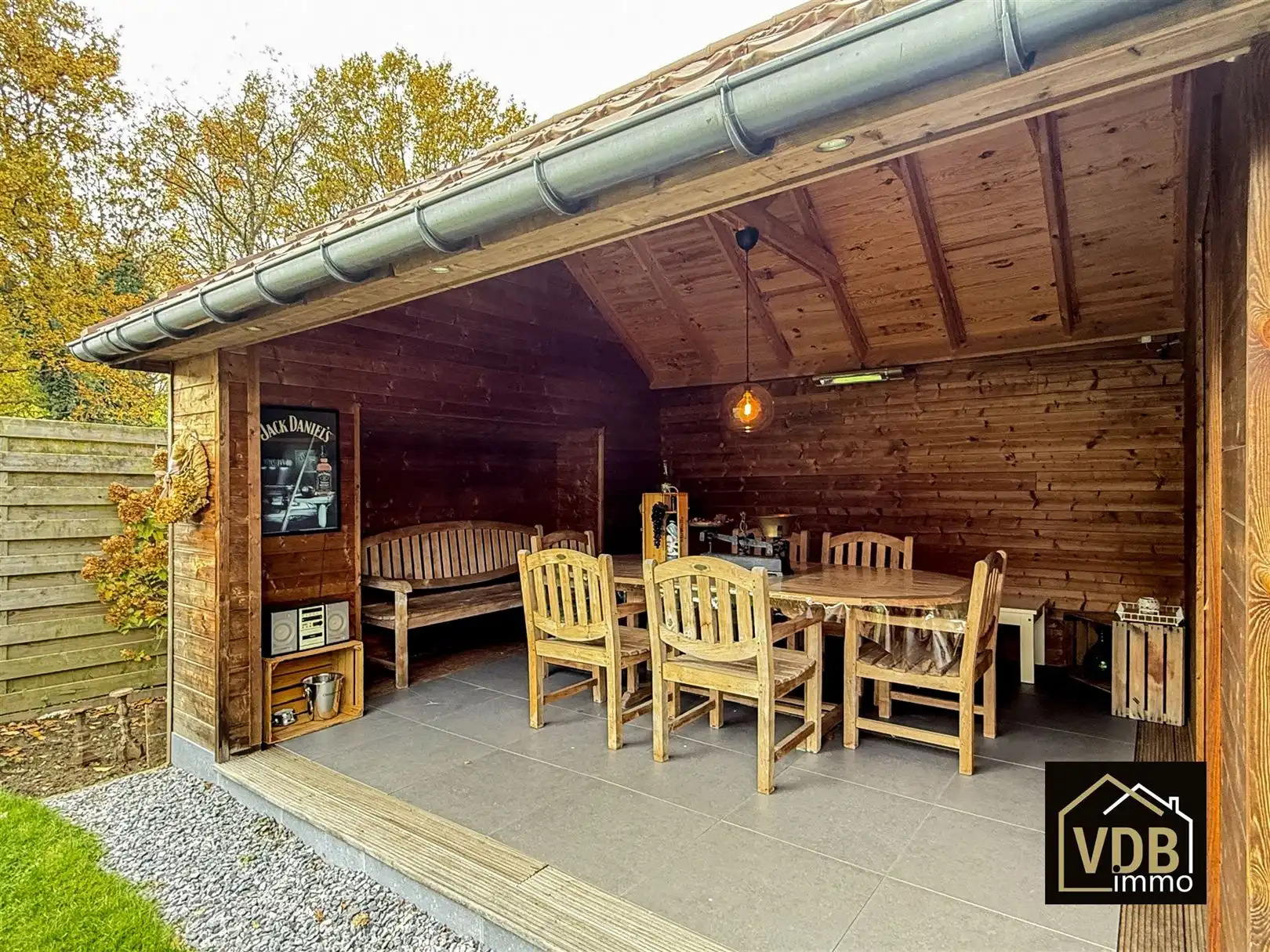 Instapklare halfopen bebouwing met 3 slaapkamers foto 77