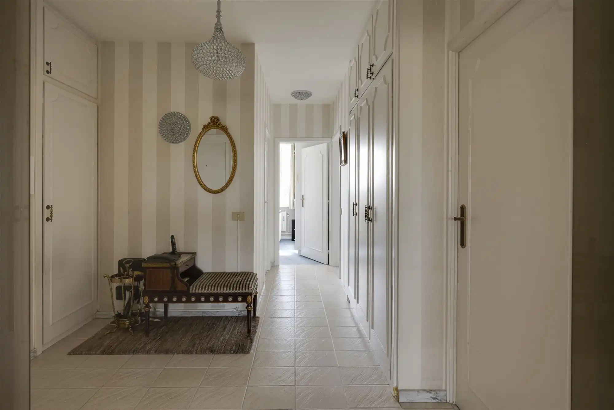 Ruim appartement met 2 slaapkamers inclusief garagebox nabij het Rivierenhof foto 11