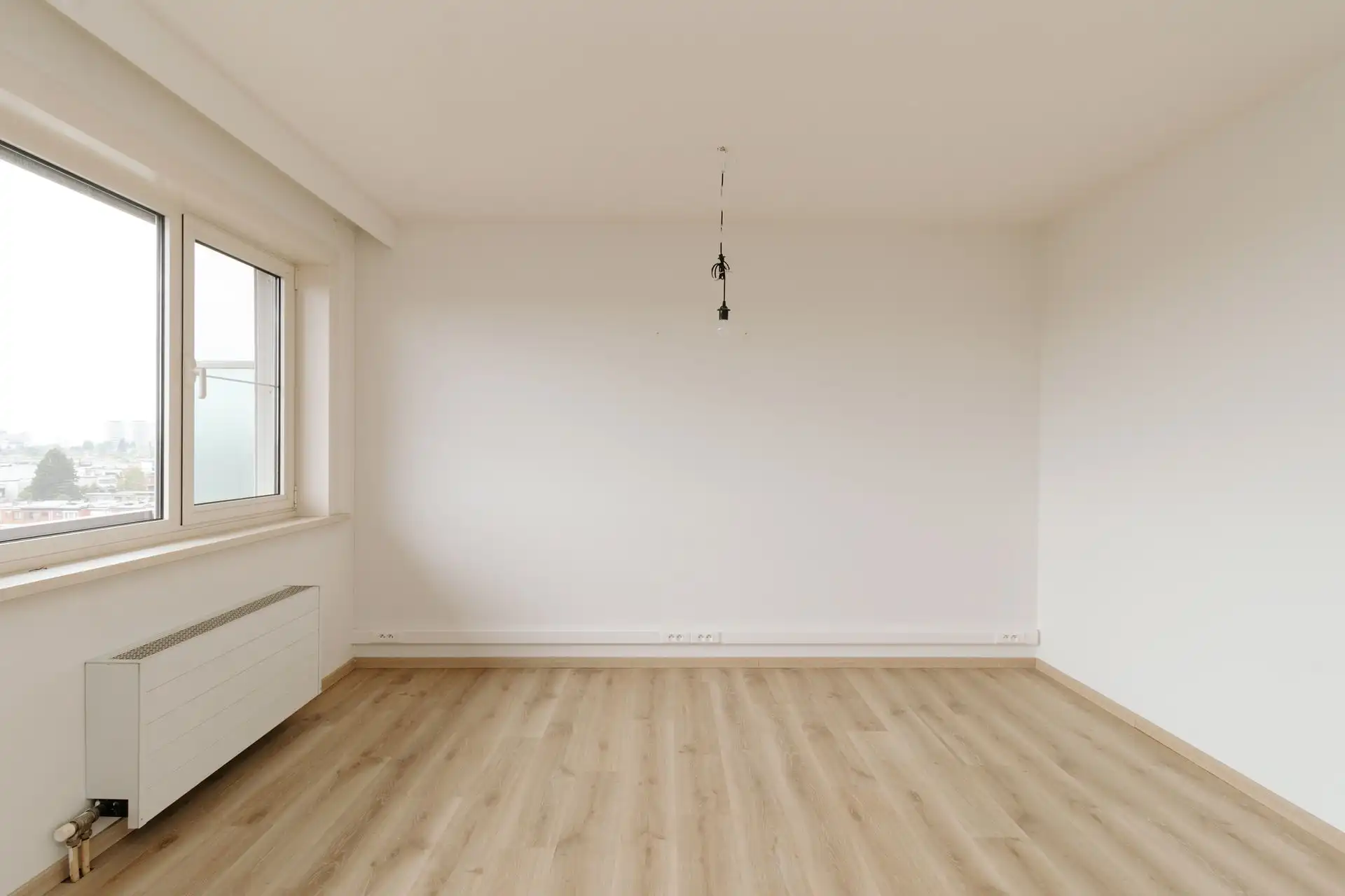 Licht en ruim appartement met prachtig uitzicht foto 16