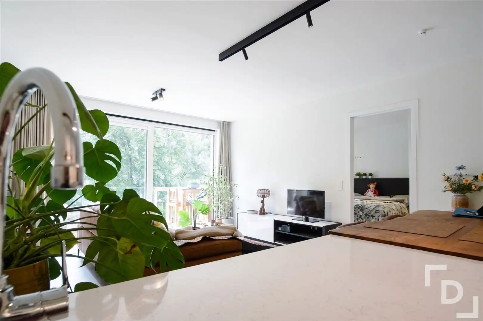 Modern appartement met staanplaats te huur in centrum Ieper foto 4