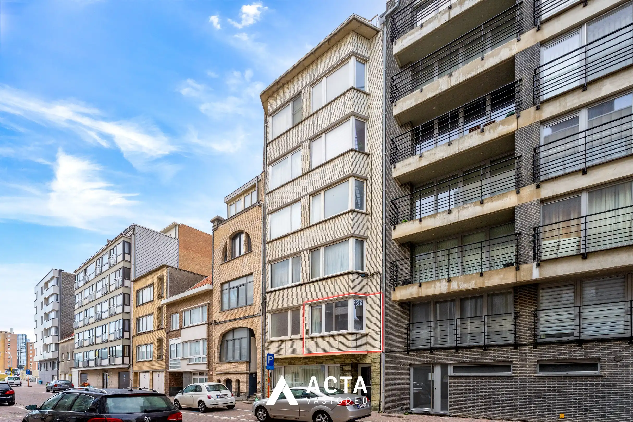 Appartement met één slaapkamer en terras in Mariakerke foto {{pictureIndex}}