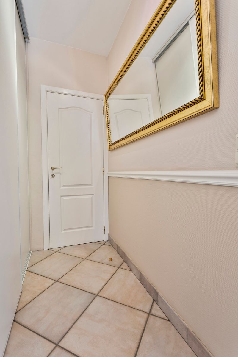 Instapklare villa gelegen op een toplocatie in Dilbeek! foto 6