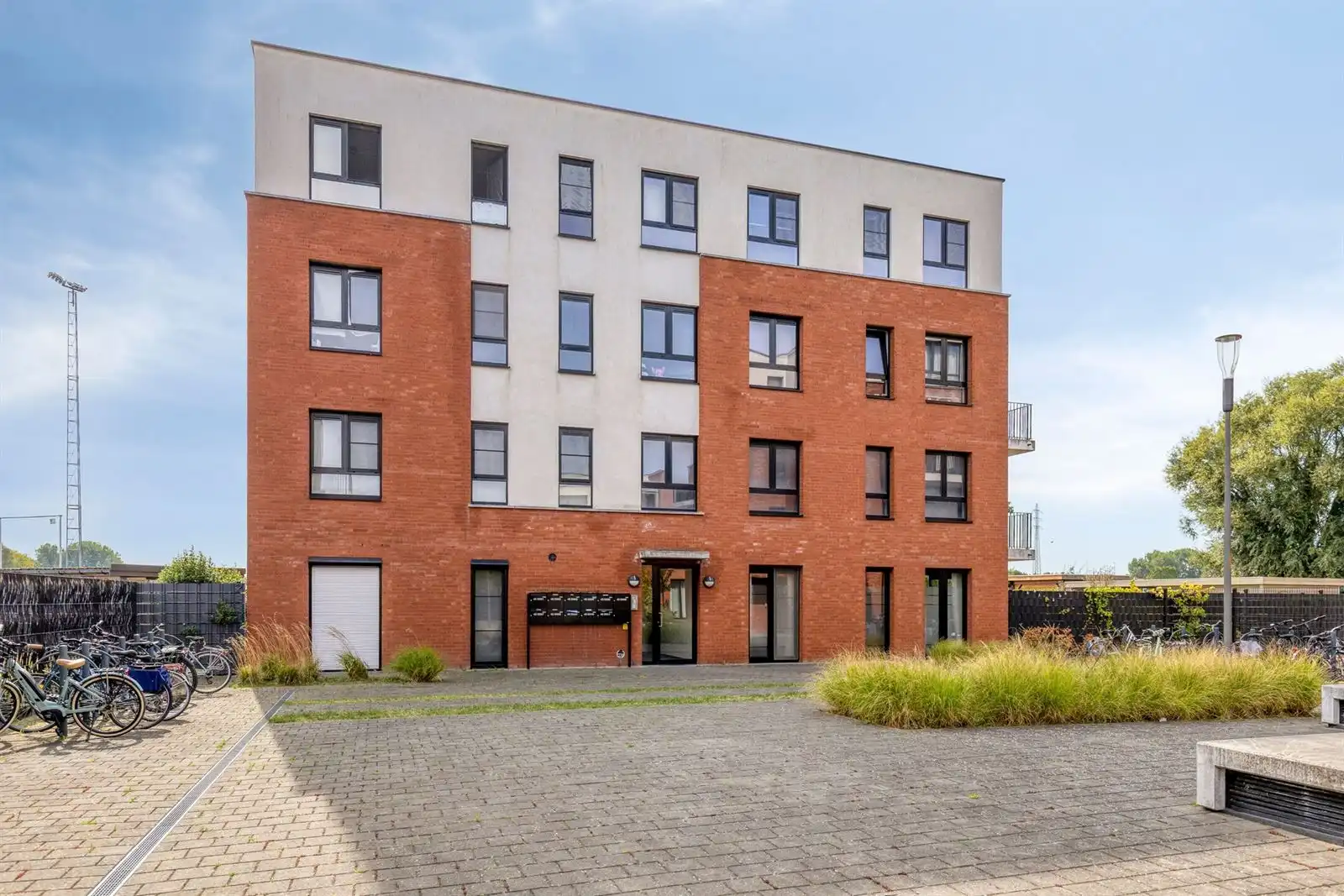 Rustig gelegen en instapklaar appartement met 1 slaapkamer, ruime tuin en private autostaanplaats. foto 23
