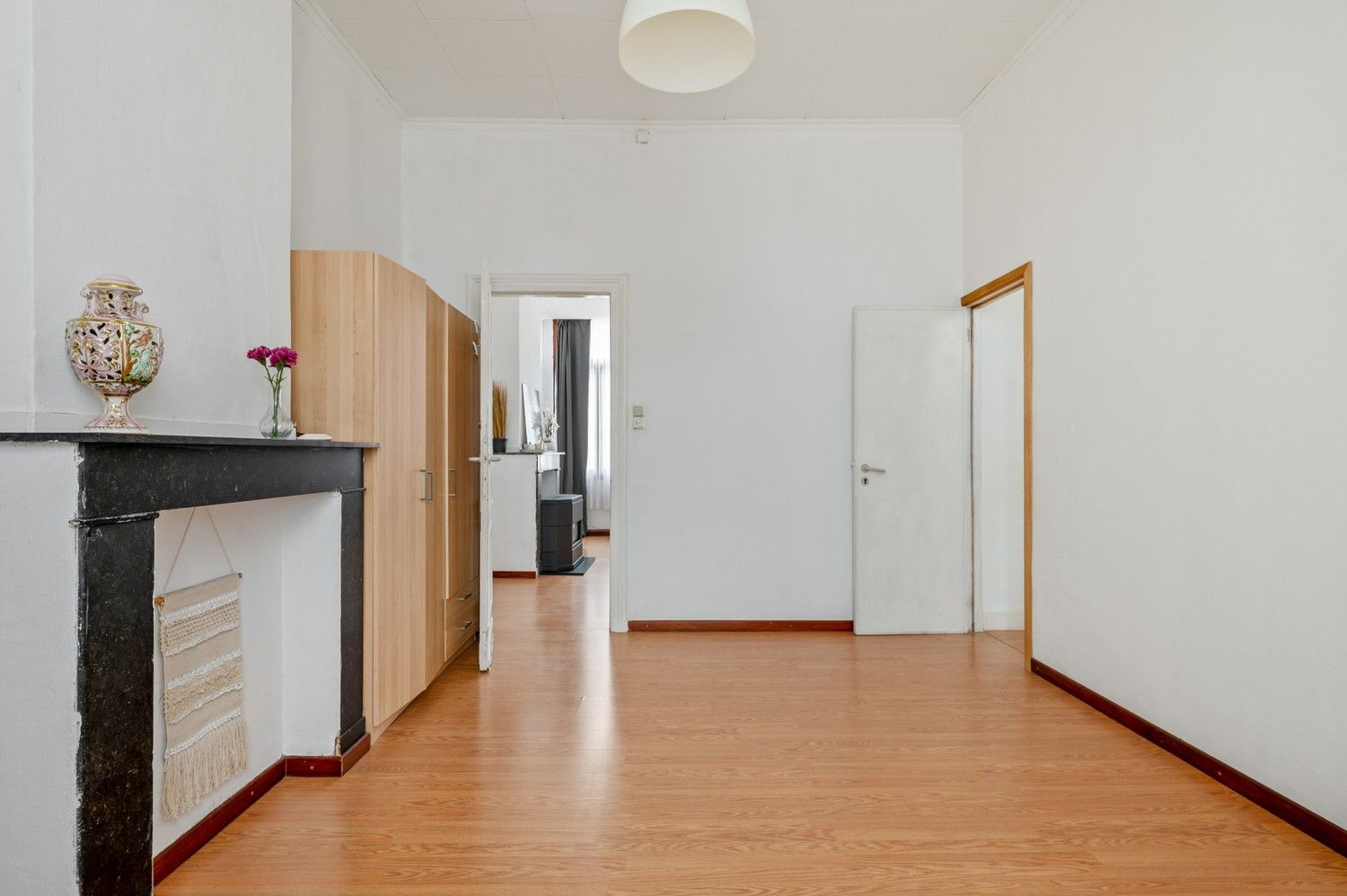 Ruime woning met 8 slaapkamers te Antwerpen! foto 28