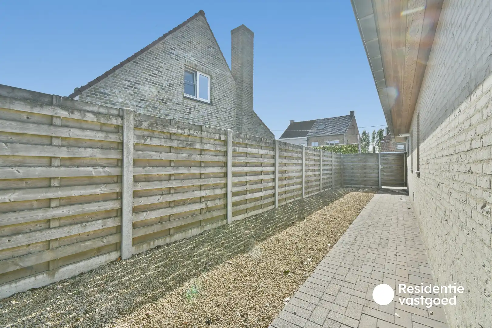 Verzorgde alleenstaande bungalow met tuin, garage en groot terras in het rustige Ettelgem foto 18