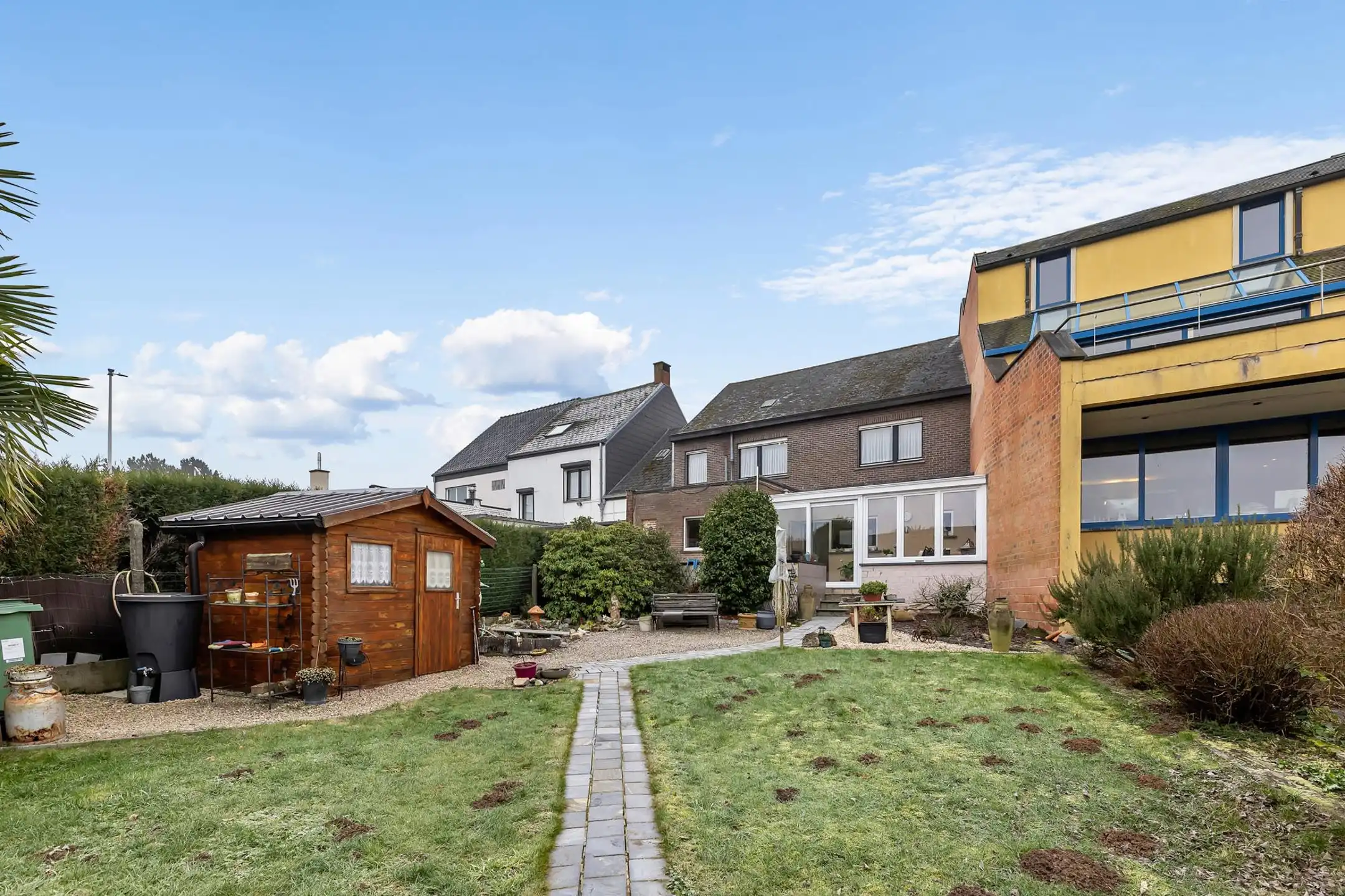 Ruime, solide woning op strategische ligging foto 22