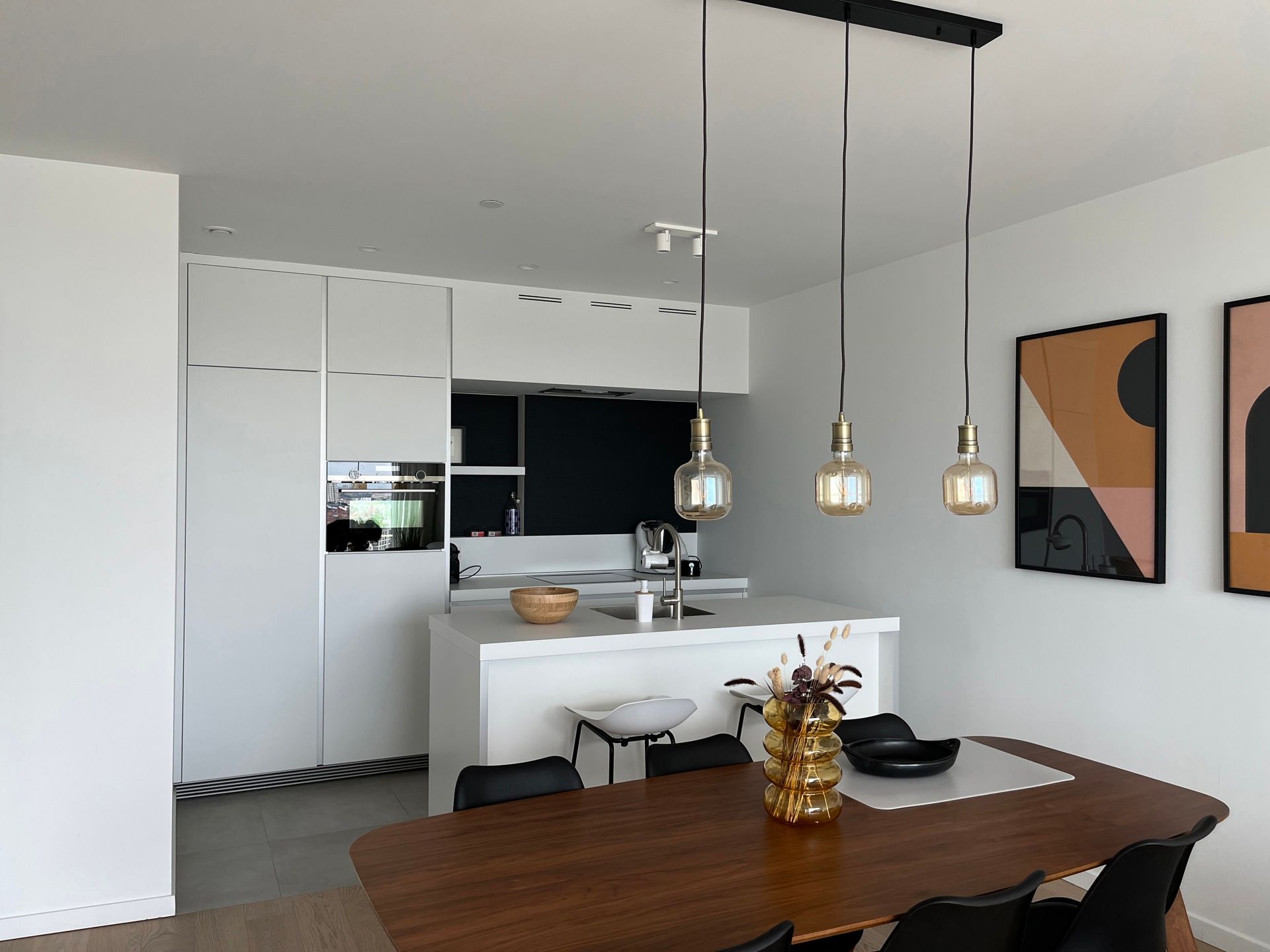 Prachtig 2-slaapkamerappartement in de Antwerp Tower. foto 3