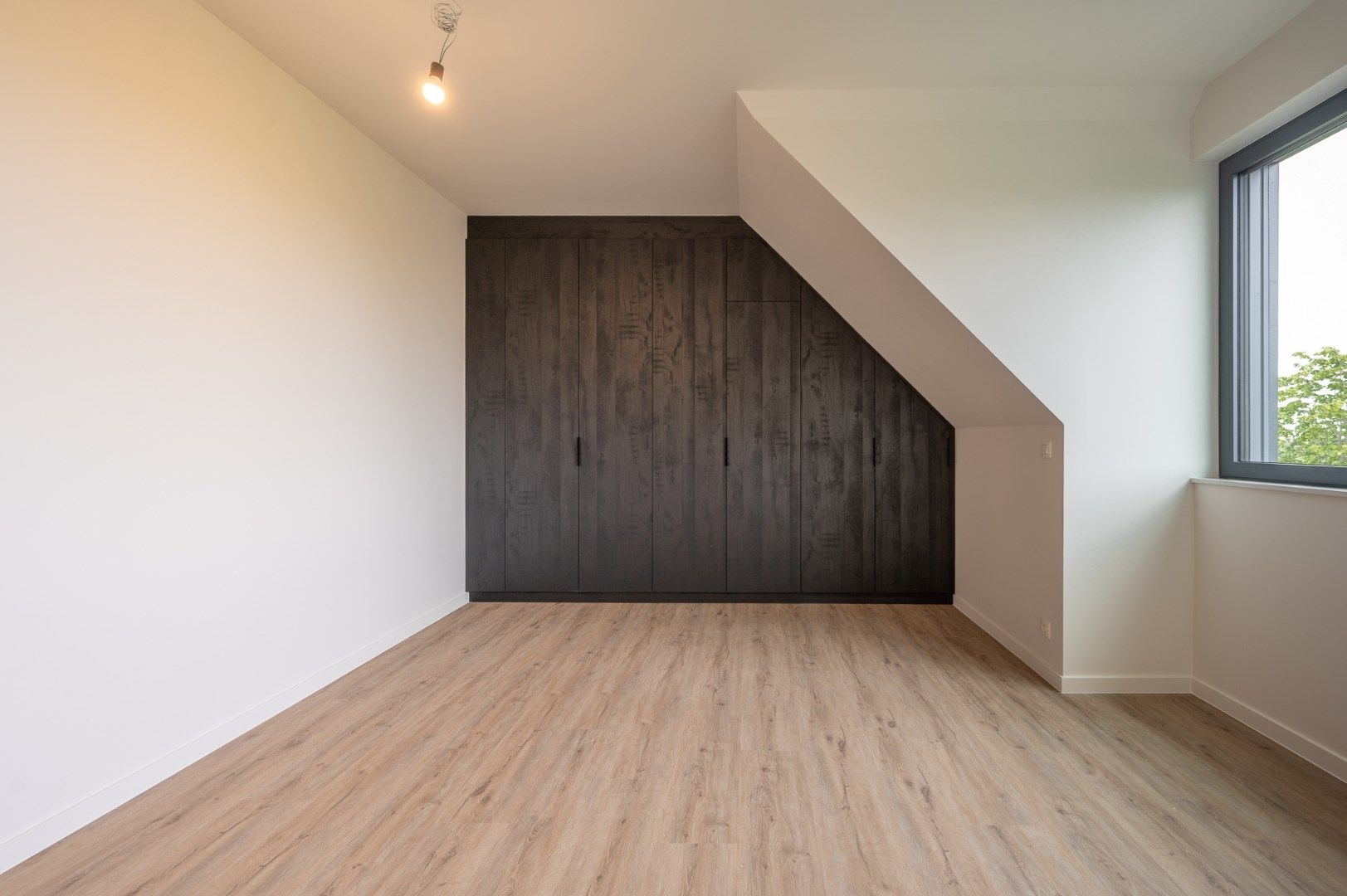 Prachtig afgewerkte woning, zeer rustig gelegen nabij het centrum foto 10