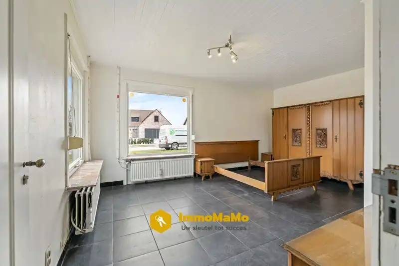 VRIJSTAANDE WONING MET OPEN ZICHT TE KOOP IN WACHTEBEKE (LOCHRISTI) foto 15