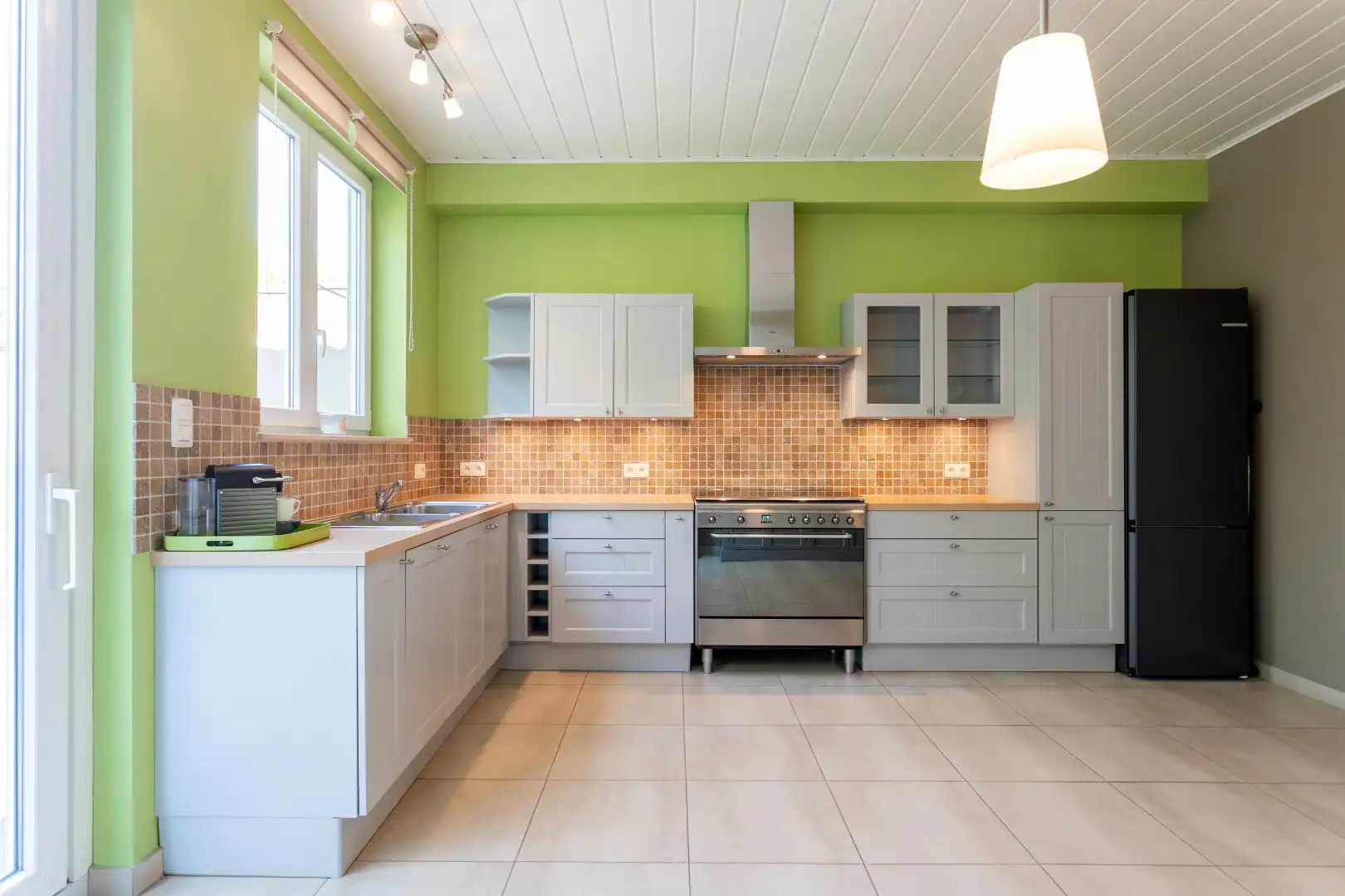 Instapklare woning met 3 slpk, oprit en tuin te Halle foto 10