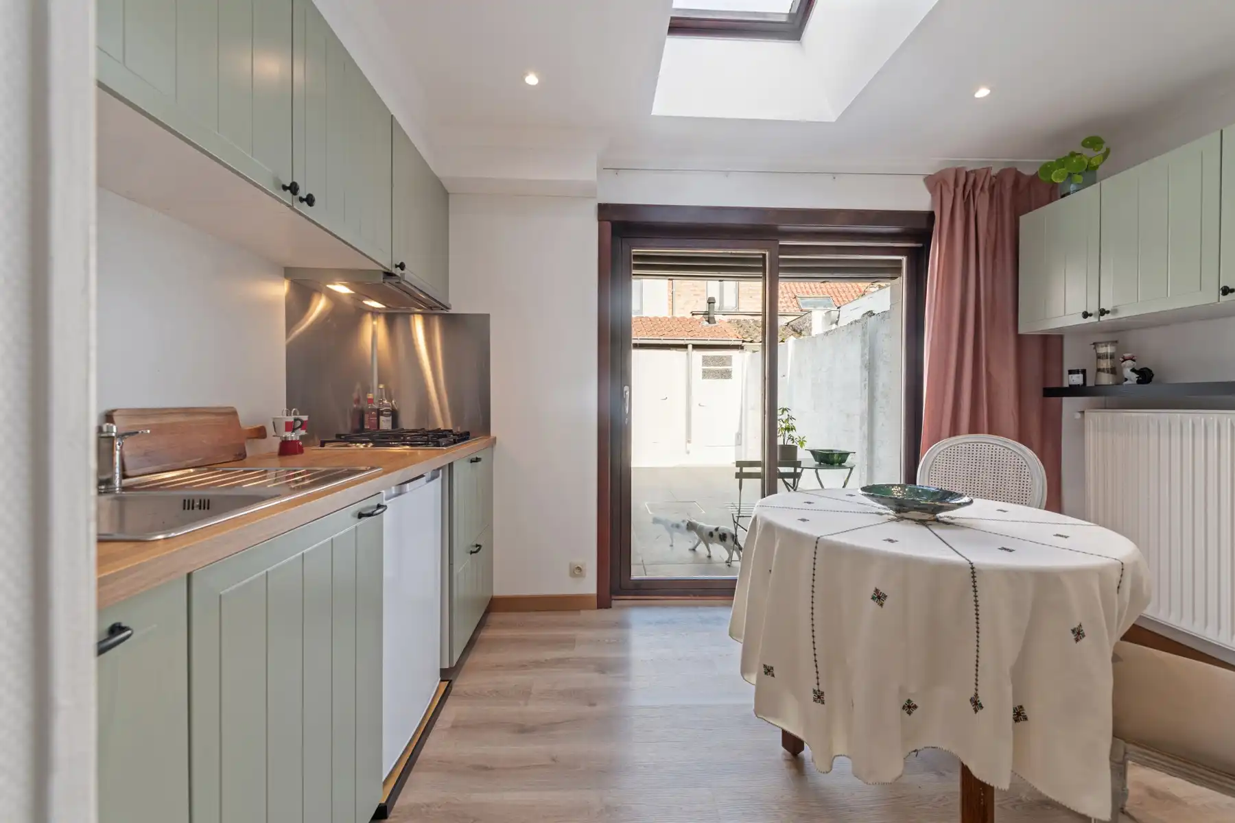 Charmante en instapklare woning gelegen op super locatie!  foto 8
