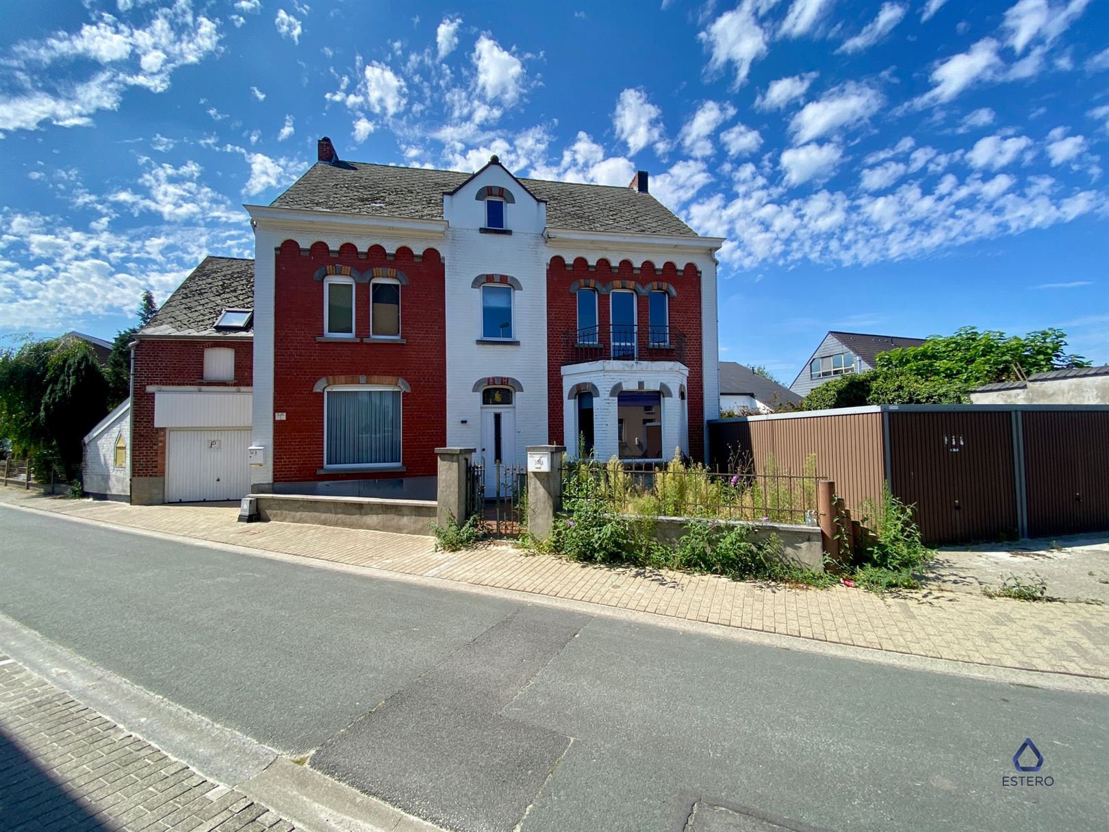 Ruime 2-slaapkamerwoning in Mere foto {{pictureIndex}}