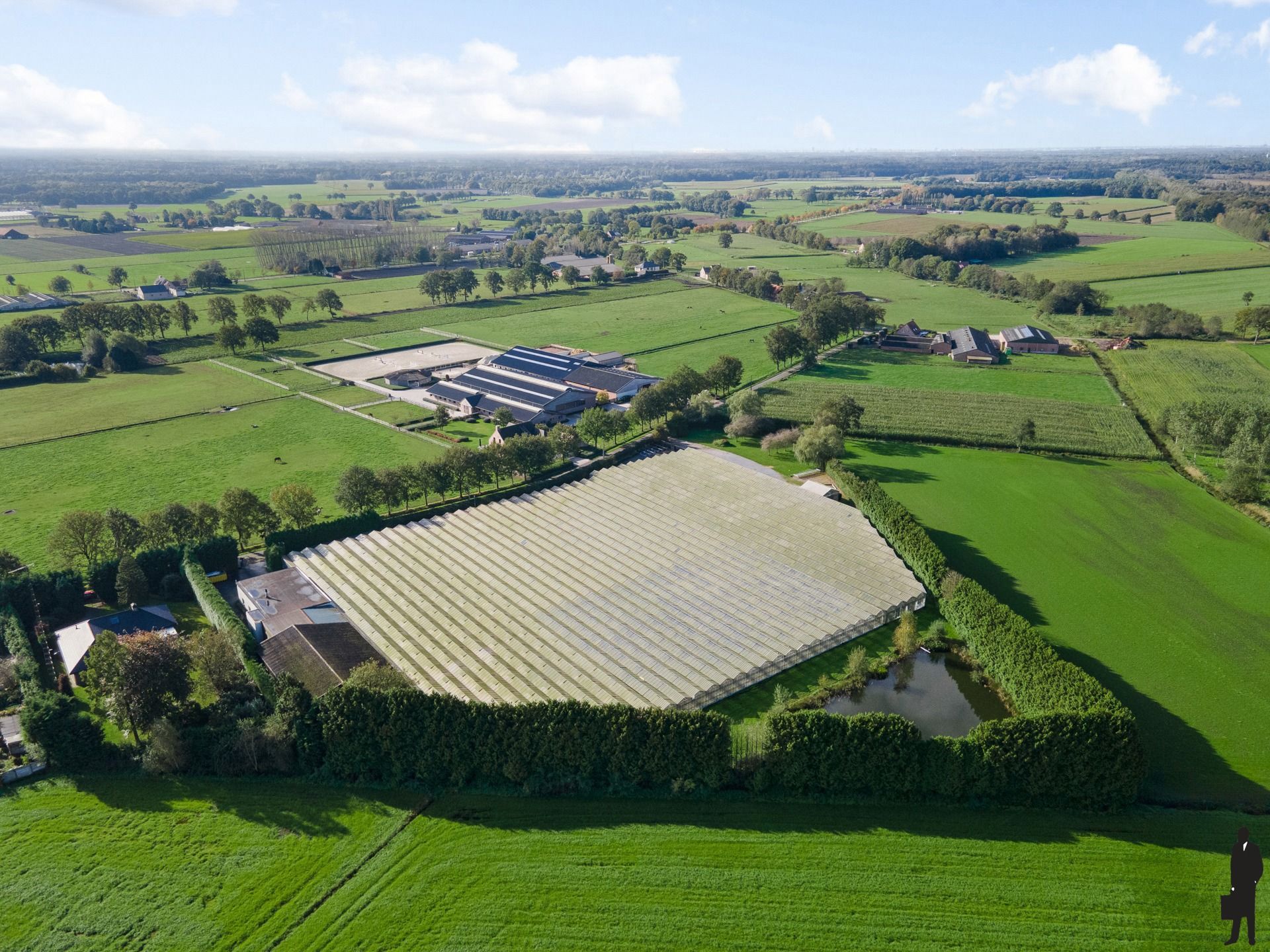 Uitzonderlijk eigendom op ca. 2,3 hectare grond. foto 4