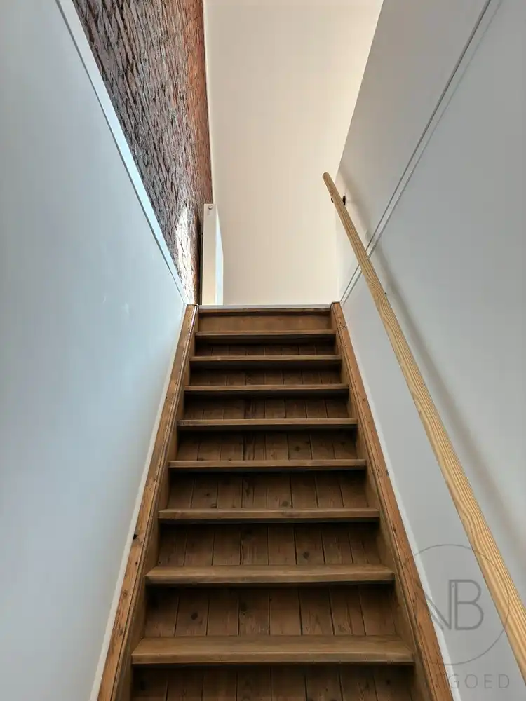 Instapklare en gerenoveerde woning in Genk foto 19