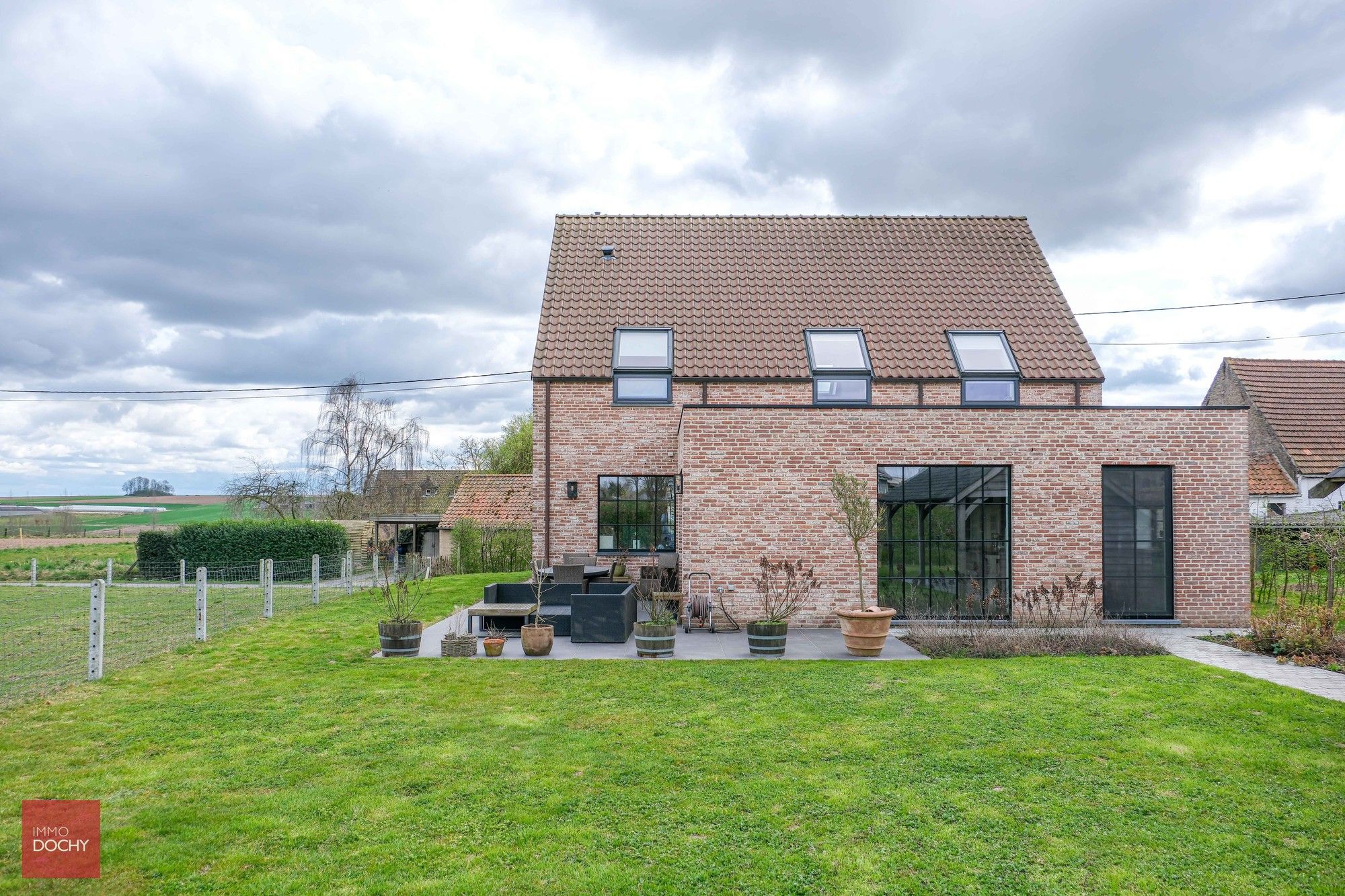 Recent gebouwde villa met prachtig landelijk zicht nabij centrum Wannegem foto 7