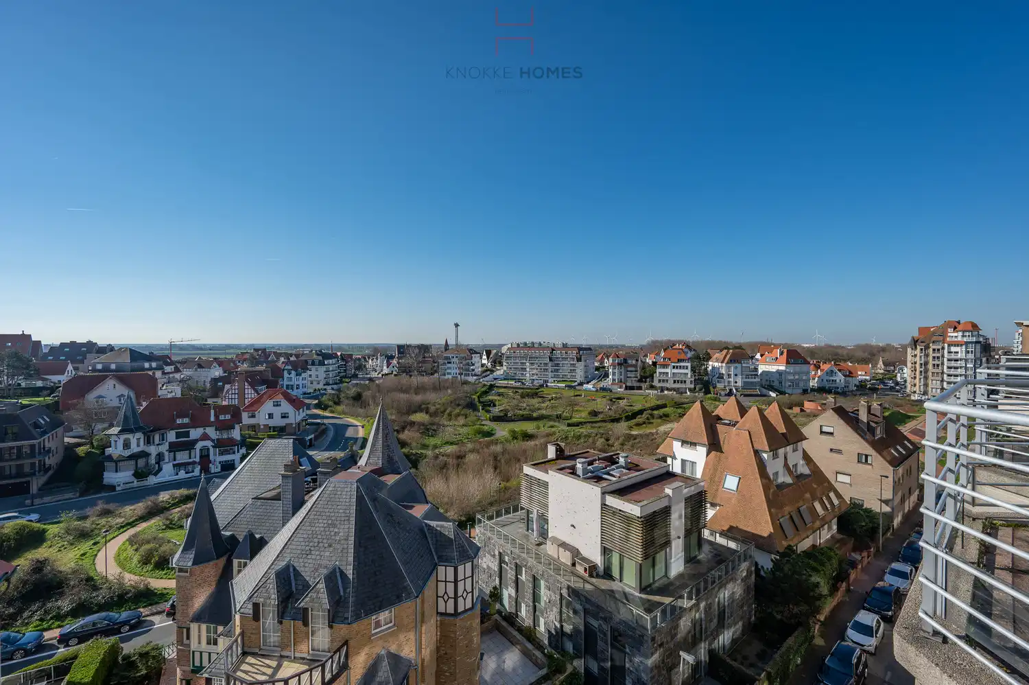 Duplexappartement met groot terras en open zicht over de minigolf en de villa's in Duinbergen foto 5