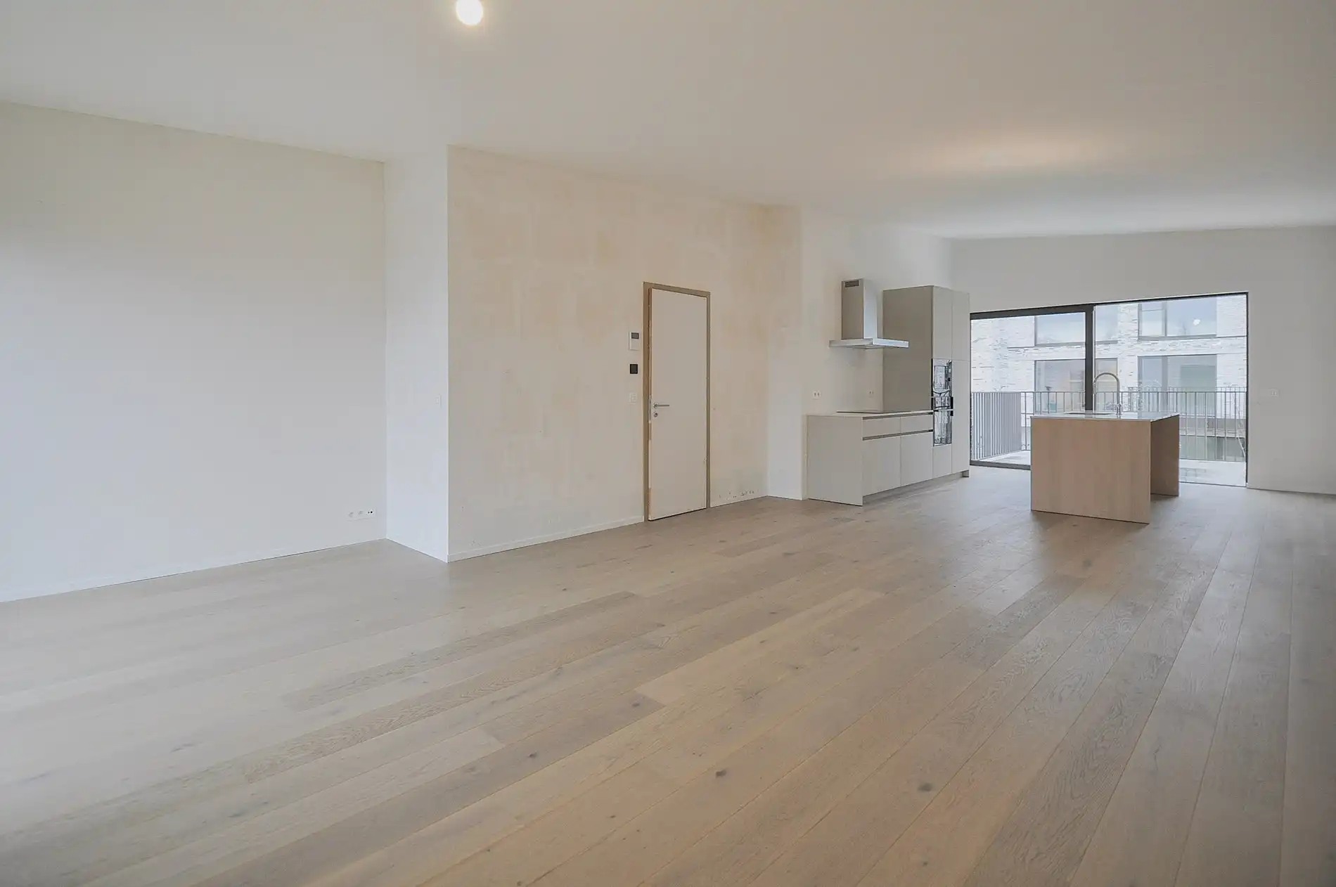 Nieuwbouw BEN-woning(bijna energie neutrale woning) in een autovrije, groene omgeving. foto 9