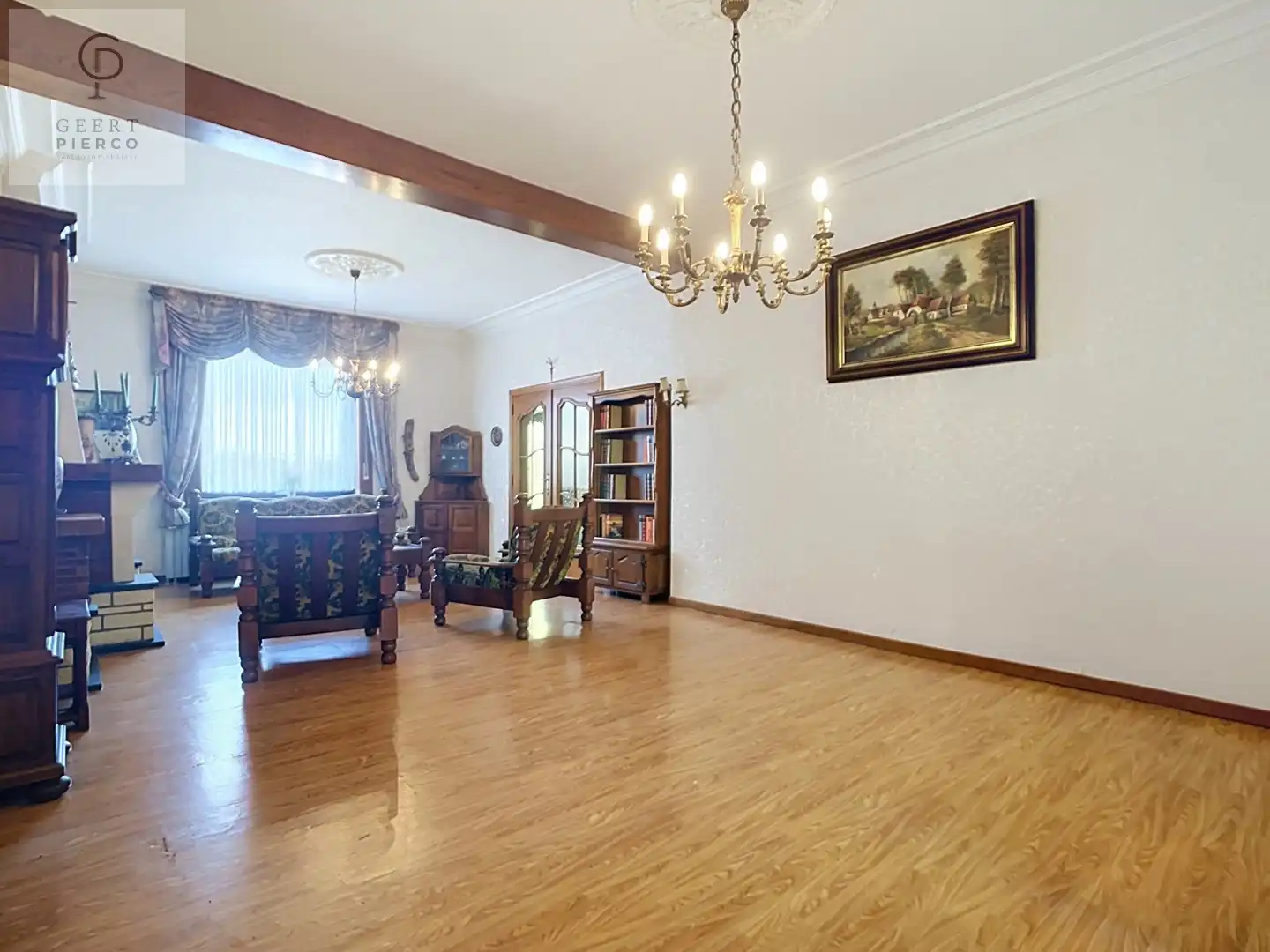 Deze charmante halfopen woning is gelegen in het landelijke Gingelom. Met een perceelbreedte van circa. 20m biedt dit pand extra mogelijkheden. foto 6