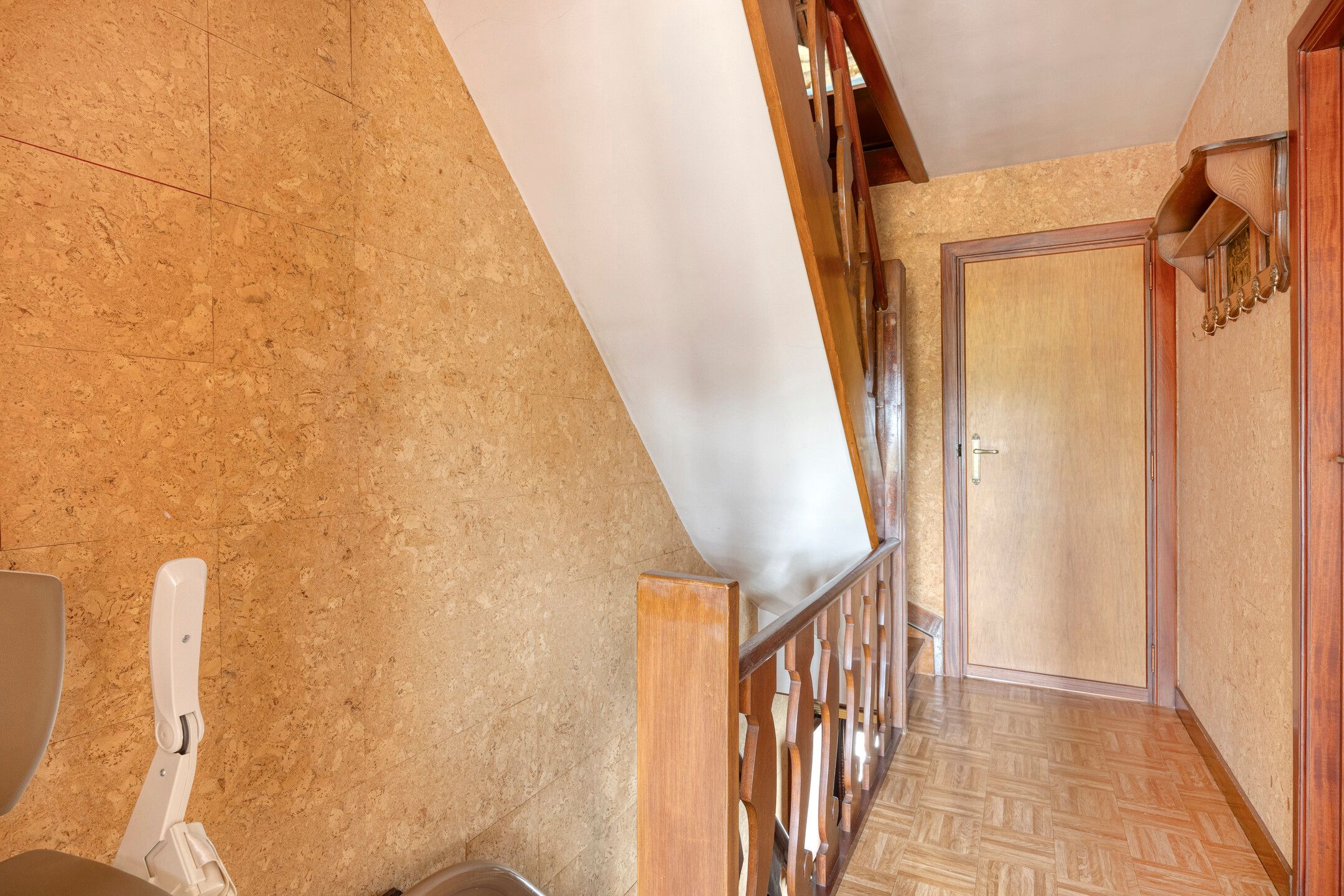 Te renoveren woning op centrale ligging in Wezemaal foto 9